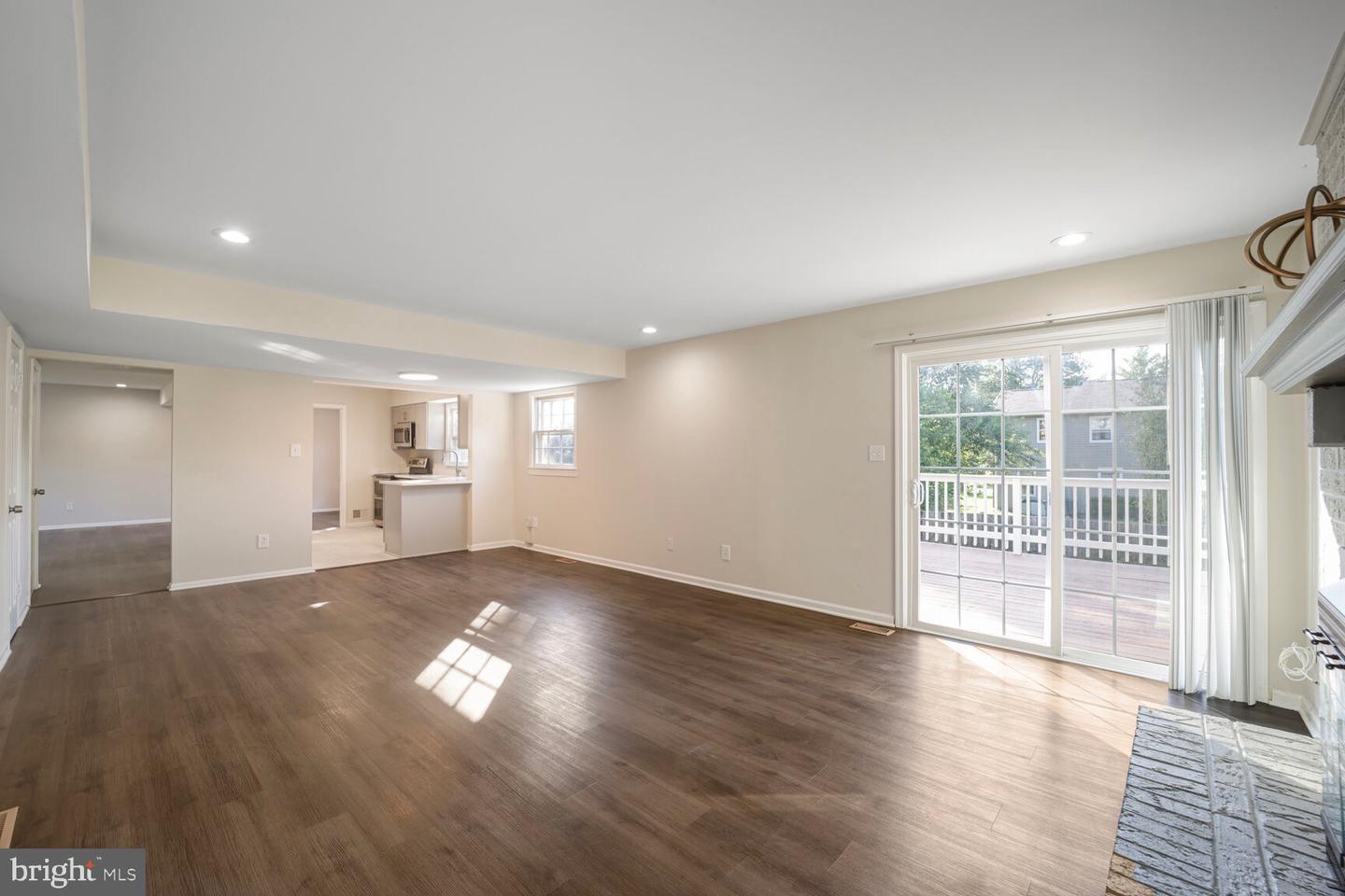 13802 POPLAR TREE RD, CHANTILLY, Virginia 20151, 5 Bedrooms Bedrooms, 9 Rooms Rooms,3 BathroomsBathrooms,Residential,For sale,13802 POPLAR TREE RD,VAFX2254794 MLS # VAFX2254794