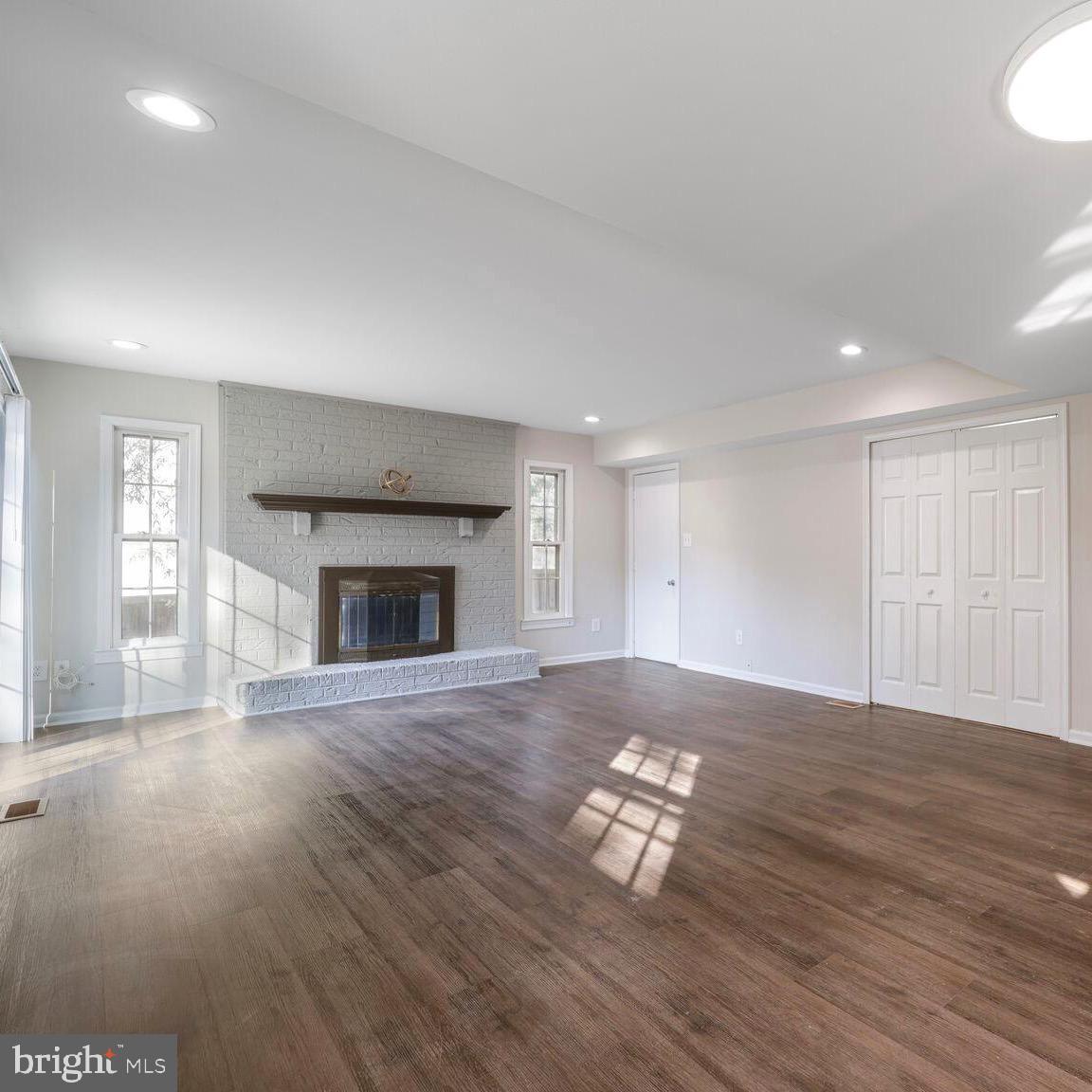 13802 POPLAR TREE RD, CHANTILLY, Virginia 20151, 5 Bedrooms Bedrooms, 9 Rooms Rooms,3 BathroomsBathrooms,Residential,For sale,13802 POPLAR TREE RD,VAFX2254794 MLS # VAFX2254794