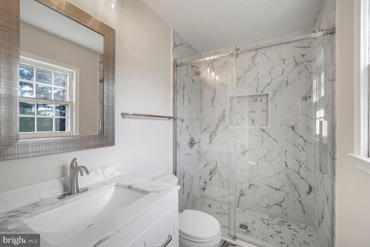 13802 POPLAR TREE RD, CHANTILLY, Virginia 20151, 5 Bedrooms Bedrooms, 9 Rooms Rooms,3 BathroomsBathrooms,Residential,For sale,13802 POPLAR TREE RD,VAFX2254794 MLS # VAFX2254794