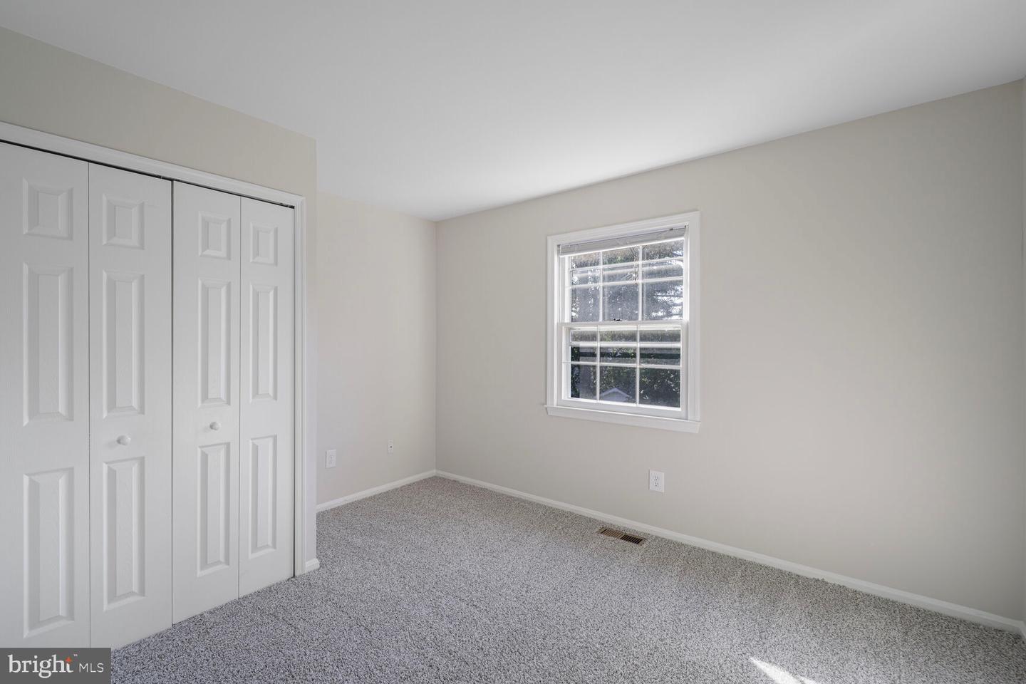 13802 POPLAR TREE RD, CHANTILLY, Virginia 20151, 5 Bedrooms Bedrooms, 9 Rooms Rooms,3 BathroomsBathrooms,Residential,For sale,13802 POPLAR TREE RD,VAFX2254794 MLS # VAFX2254794