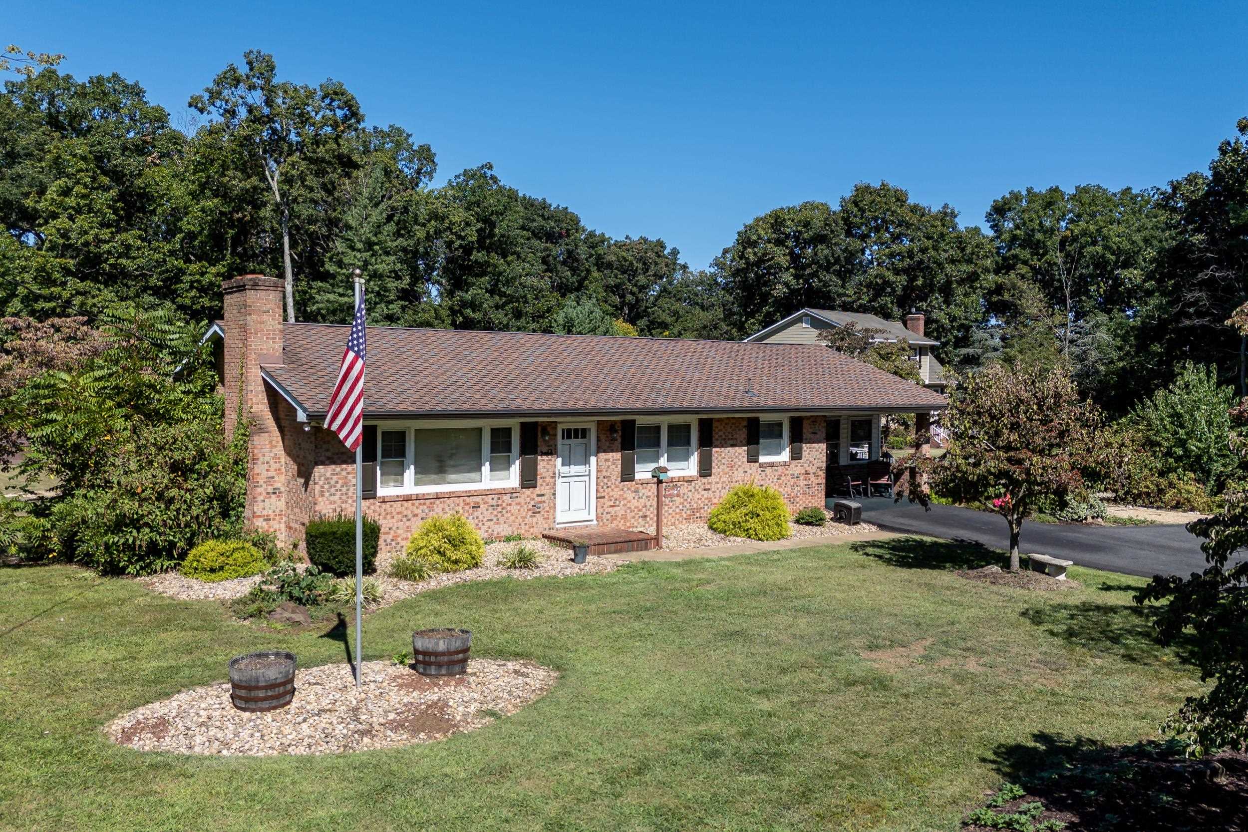 2466 LITTLE GAP RD, ELKTON, Virginia 22827, 3 Bedrooms Bedrooms, ,2 BathroomsBathrooms,Residential,2466 LITTLE GAP RD,668965 MLS # 668965