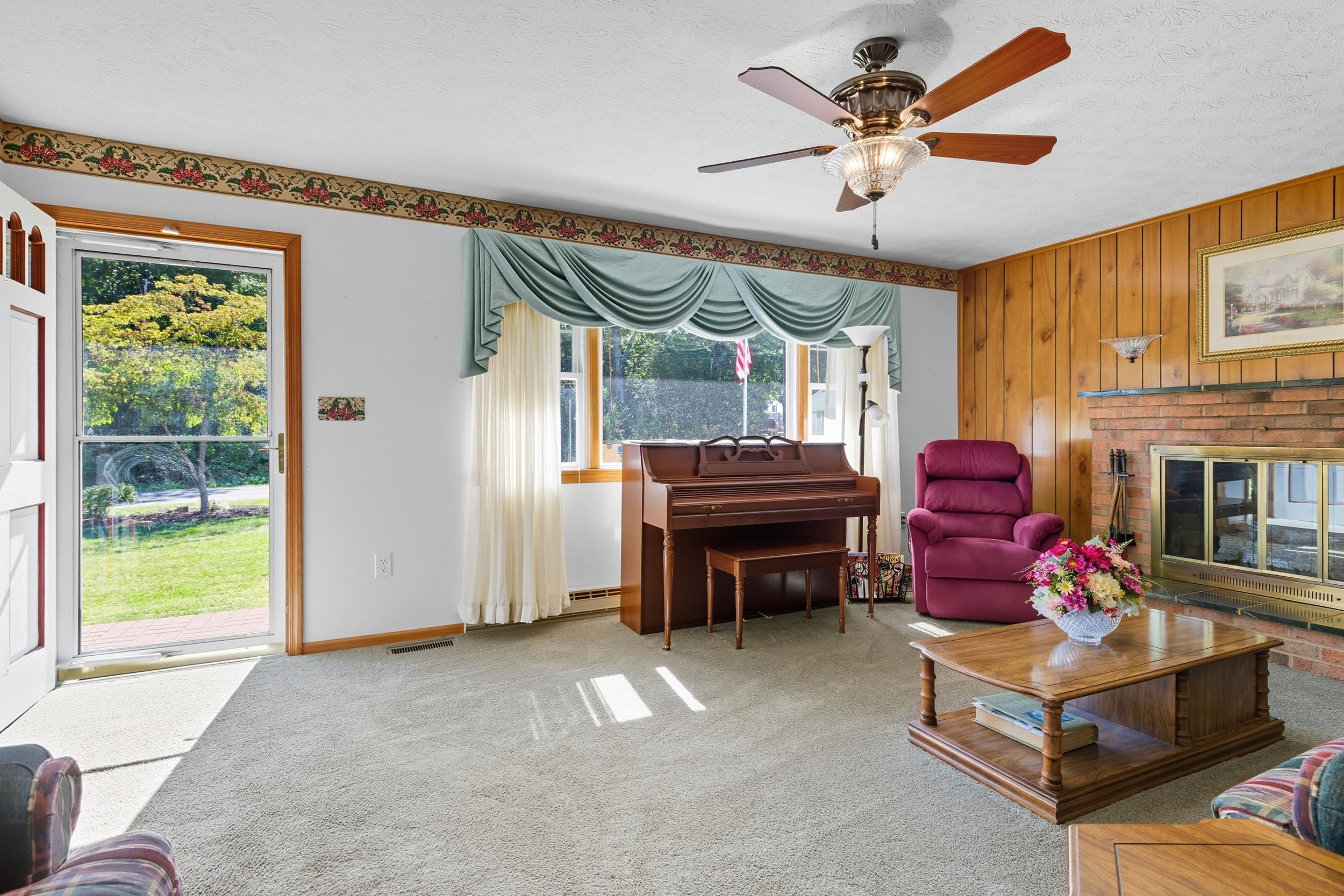2466 LITTLE GAP RD, ELKTON, Virginia 22827, 3 Bedrooms Bedrooms, ,2 BathroomsBathrooms,Residential,2466 LITTLE GAP RD,668965 MLS # 668965
