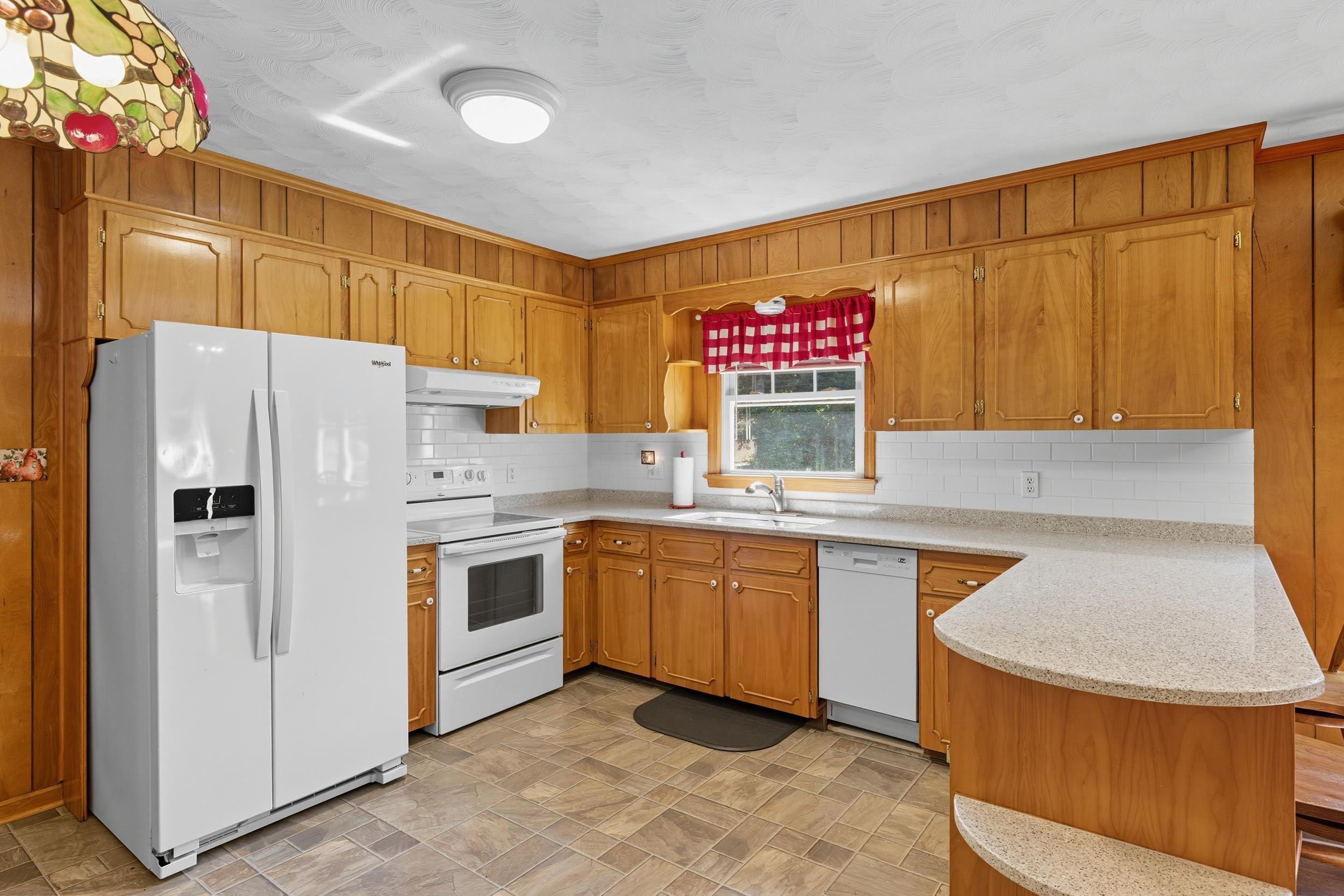 2466 LITTLE GAP RD, ELKTON, Virginia 22827, 3 Bedrooms Bedrooms, ,2 BathroomsBathrooms,Residential,2466 LITTLE GAP RD,668965 MLS # 668965
