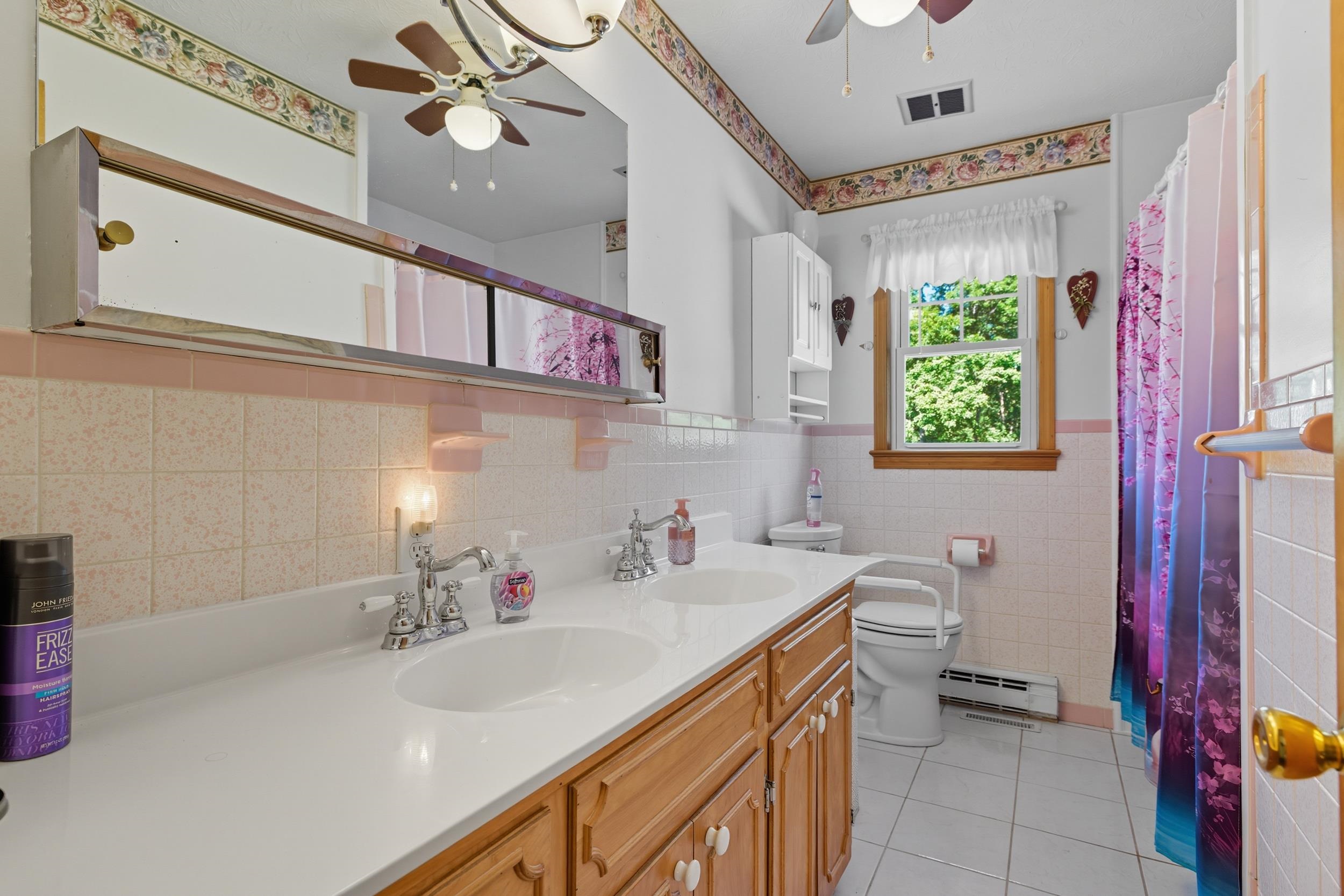 2466 LITTLE GAP RD, ELKTON, Virginia 22827, 3 Bedrooms Bedrooms, ,2 BathroomsBathrooms,Residential,2466 LITTLE GAP RD,668965 MLS # 668965