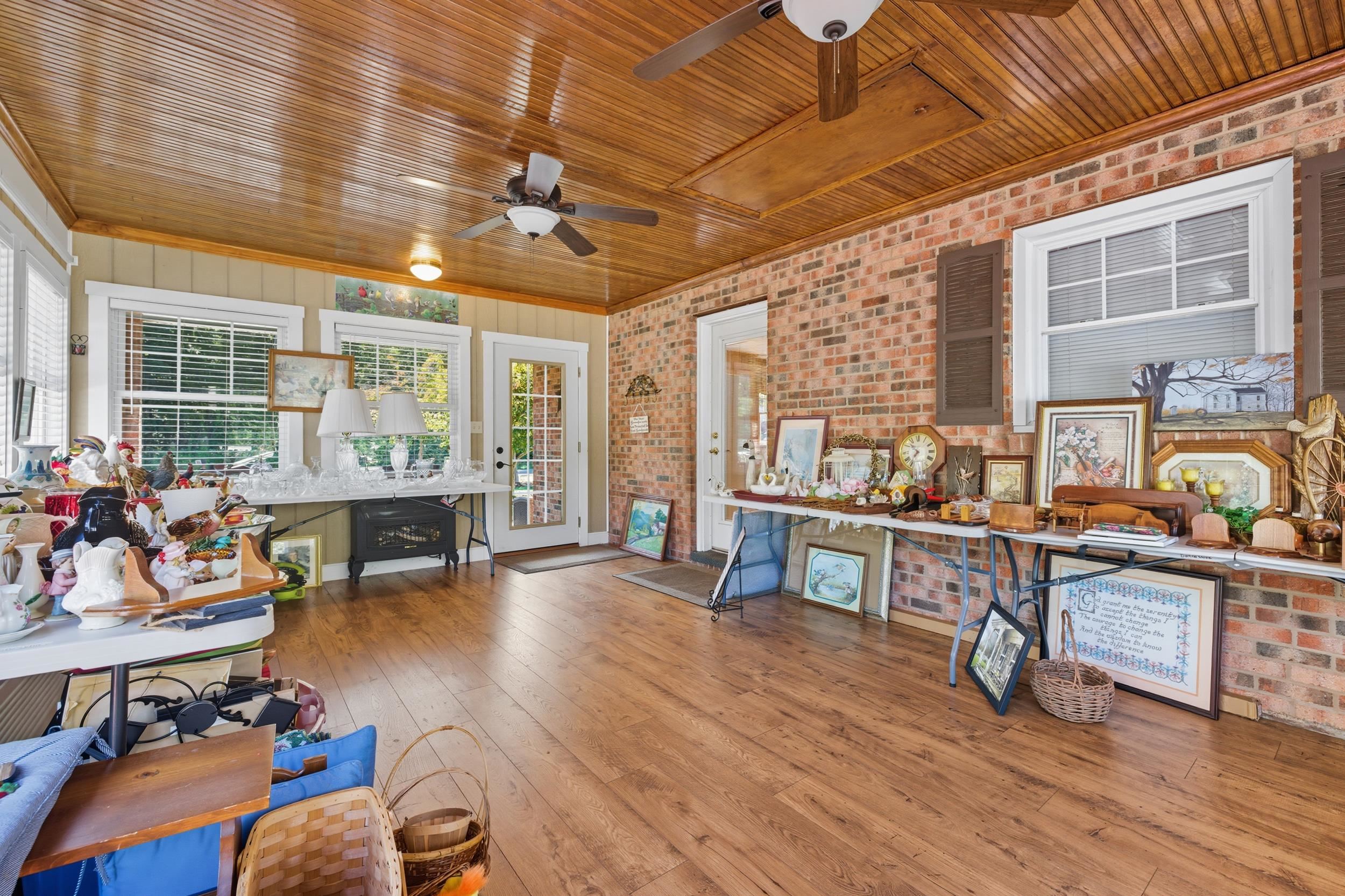 2466 LITTLE GAP RD, ELKTON, Virginia 22827, 3 Bedrooms Bedrooms, ,2 BathroomsBathrooms,Residential,2466 LITTLE GAP RD,668965 MLS # 668965