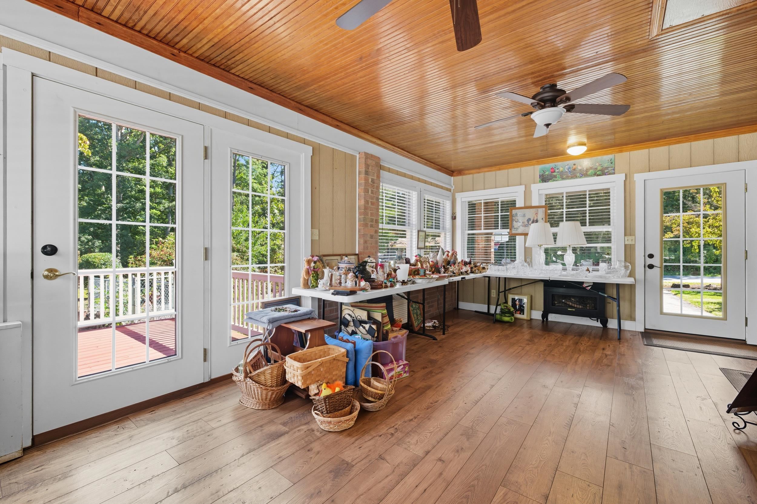 2466 LITTLE GAP RD, ELKTON, Virginia 22827, 3 Bedrooms Bedrooms, ,2 BathroomsBathrooms,Residential,2466 LITTLE GAP RD,668965 MLS # 668965