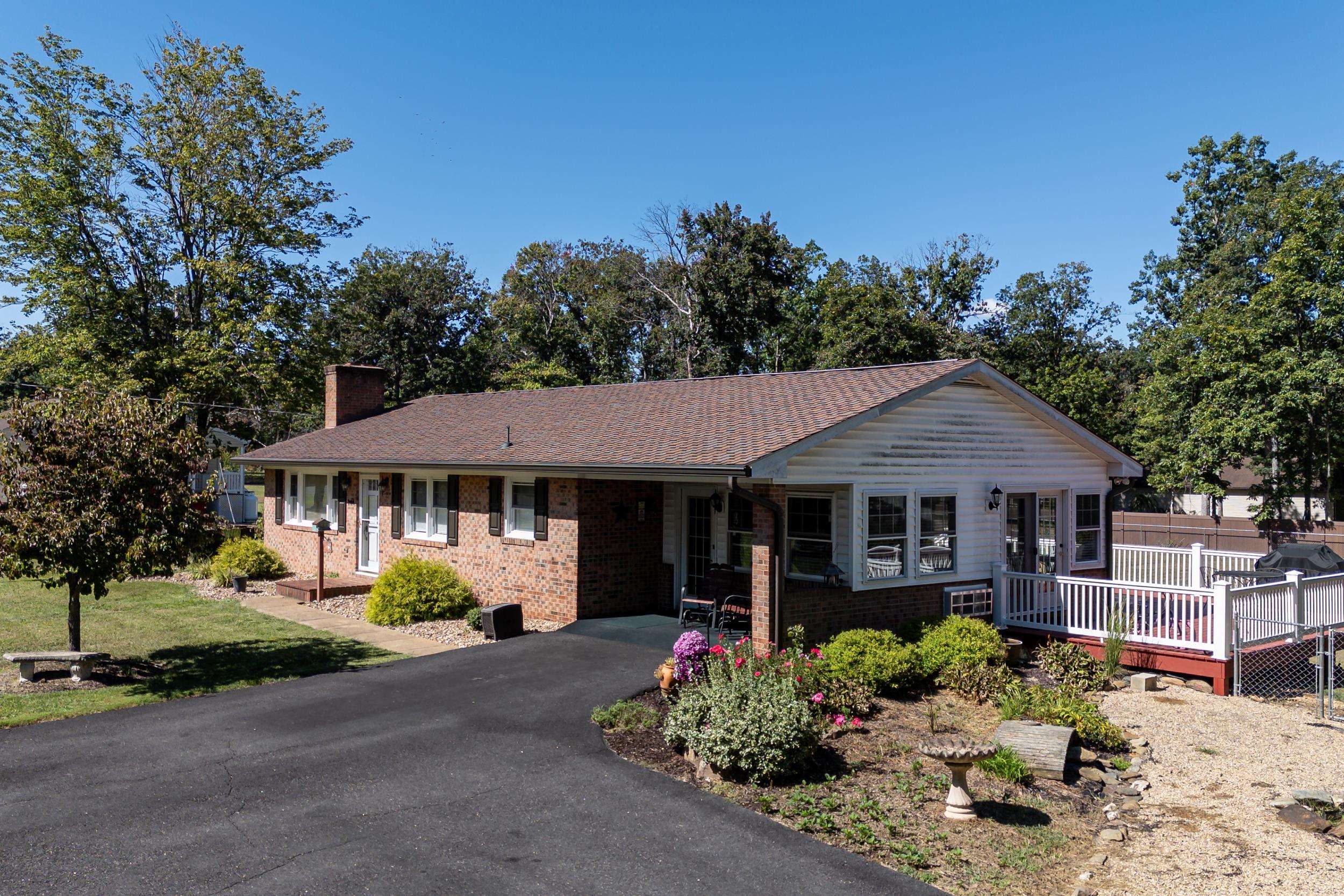 2466 LITTLE GAP RD, ELKTON, Virginia 22827, 3 Bedrooms Bedrooms, ,2 BathroomsBathrooms,Residential,2466 LITTLE GAP RD,668965 MLS # 668965