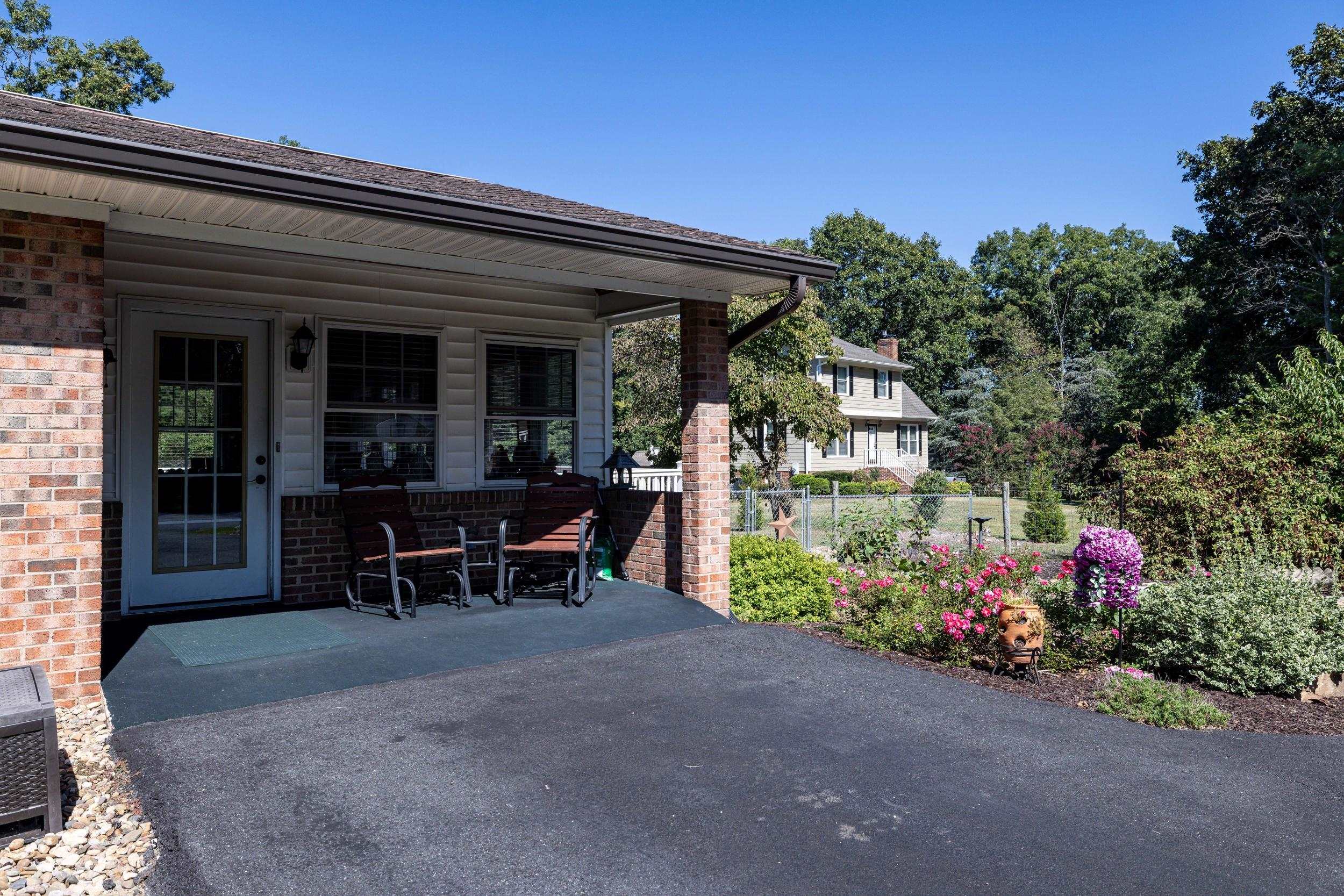 2466 LITTLE GAP RD, ELKTON, Virginia 22827, 3 Bedrooms Bedrooms, ,2 BathroomsBathrooms,Residential,2466 LITTLE GAP RD,668965 MLS # 668965
