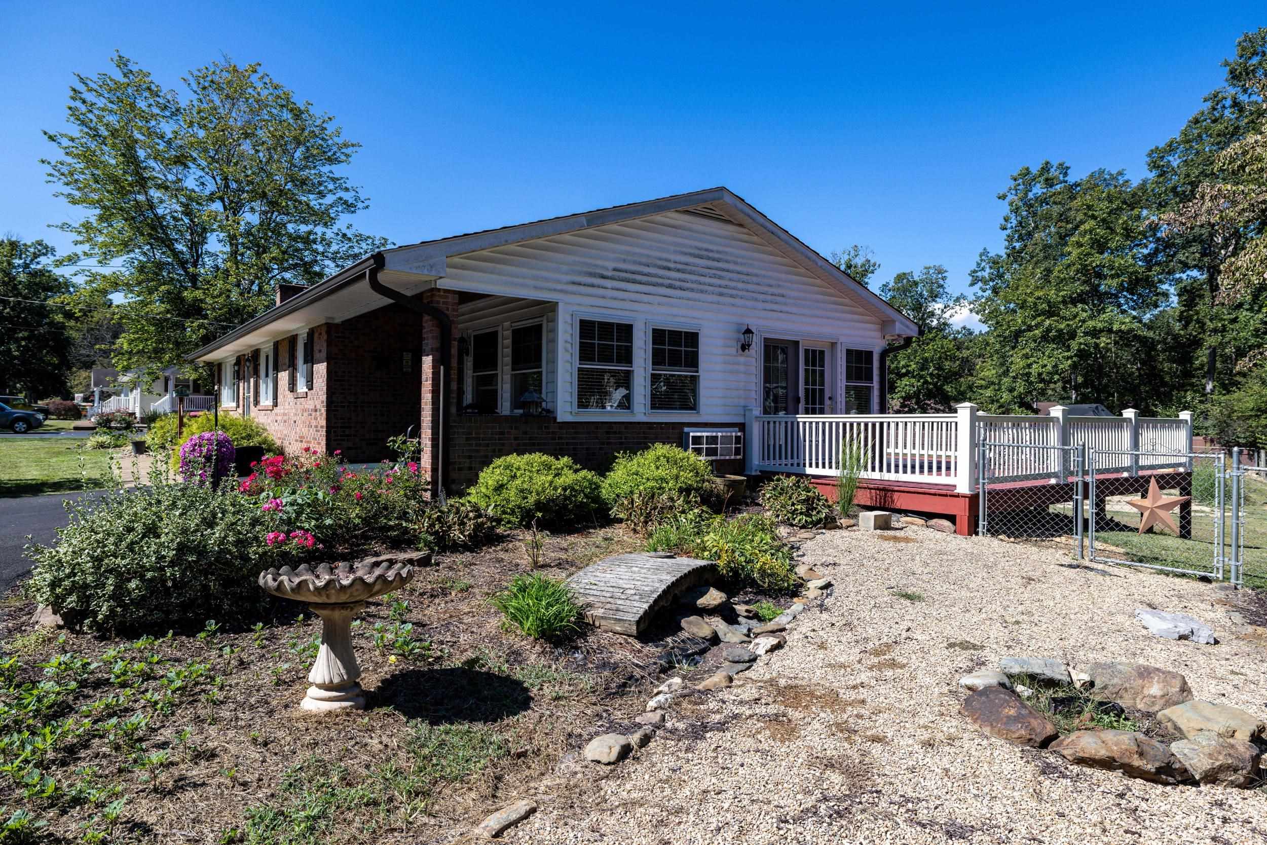 2466 LITTLE GAP RD, ELKTON, Virginia 22827, 3 Bedrooms Bedrooms, ,2 BathroomsBathrooms,Residential,2466 LITTLE GAP RD,668965 MLS # 668965
