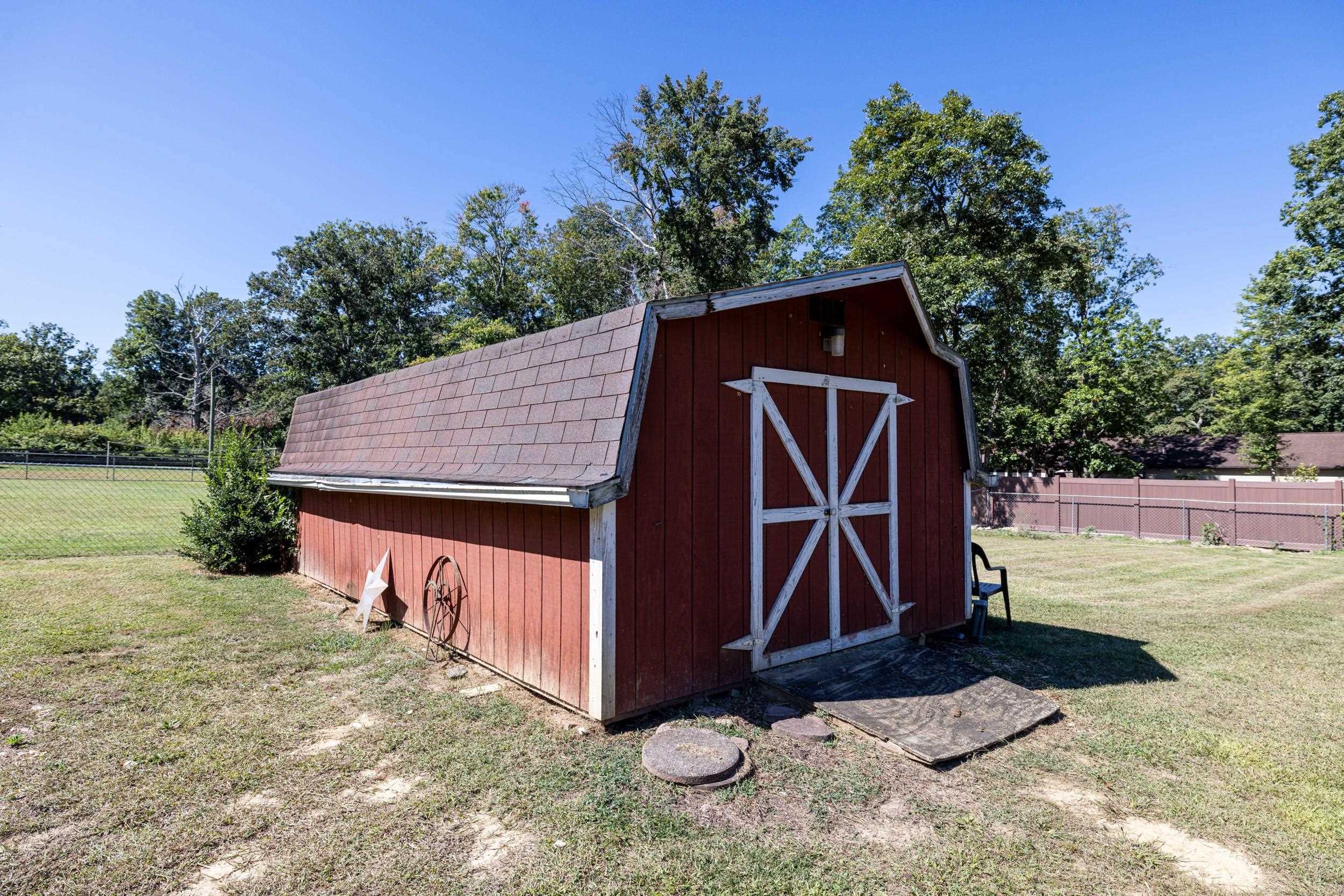 2466 LITTLE GAP RD, ELKTON, Virginia 22827, 3 Bedrooms Bedrooms, ,2 BathroomsBathrooms,Residential,2466 LITTLE GAP RD,668965 MLS # 668965