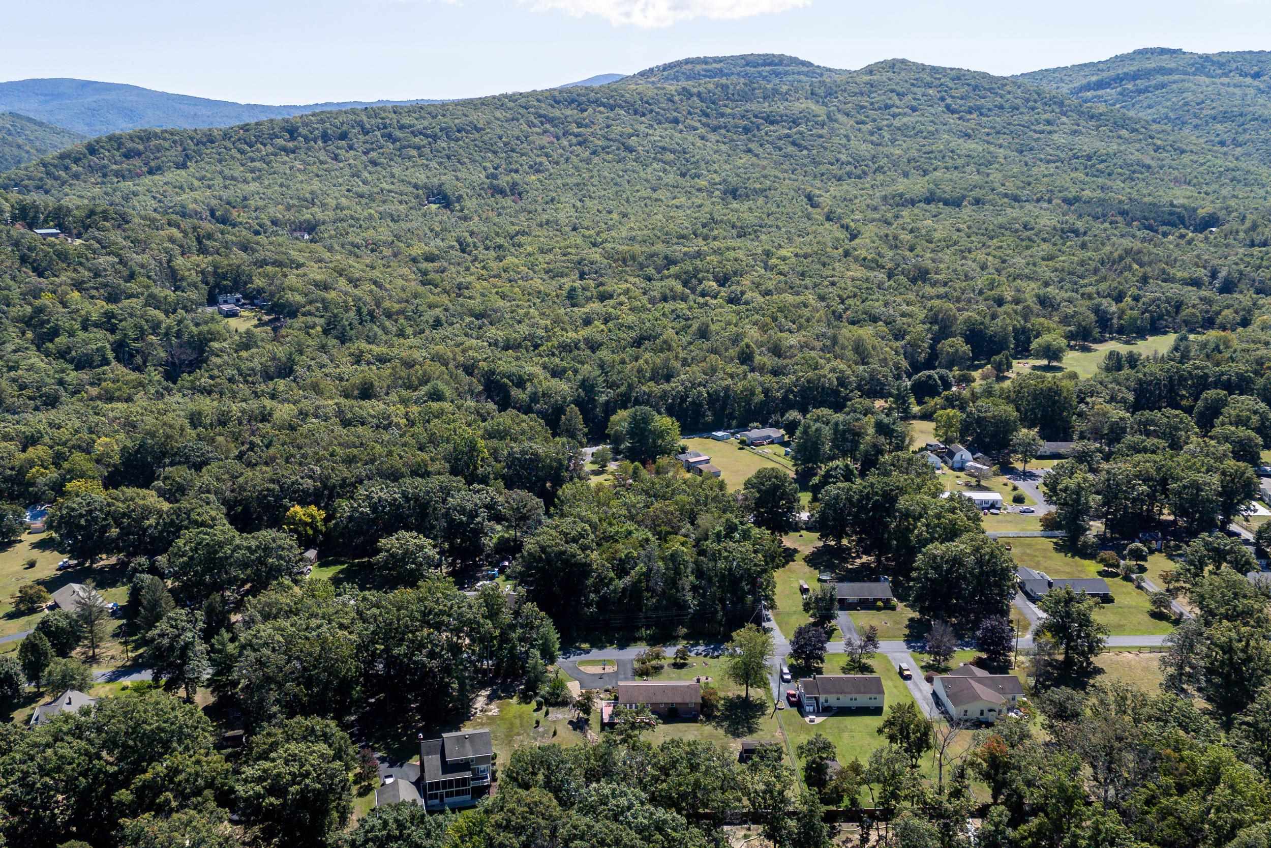 2466 LITTLE GAP RD, ELKTON, Virginia 22827, 3 Bedrooms Bedrooms, ,2 BathroomsBathrooms,Residential,2466 LITTLE GAP RD,668965 MLS # 668965