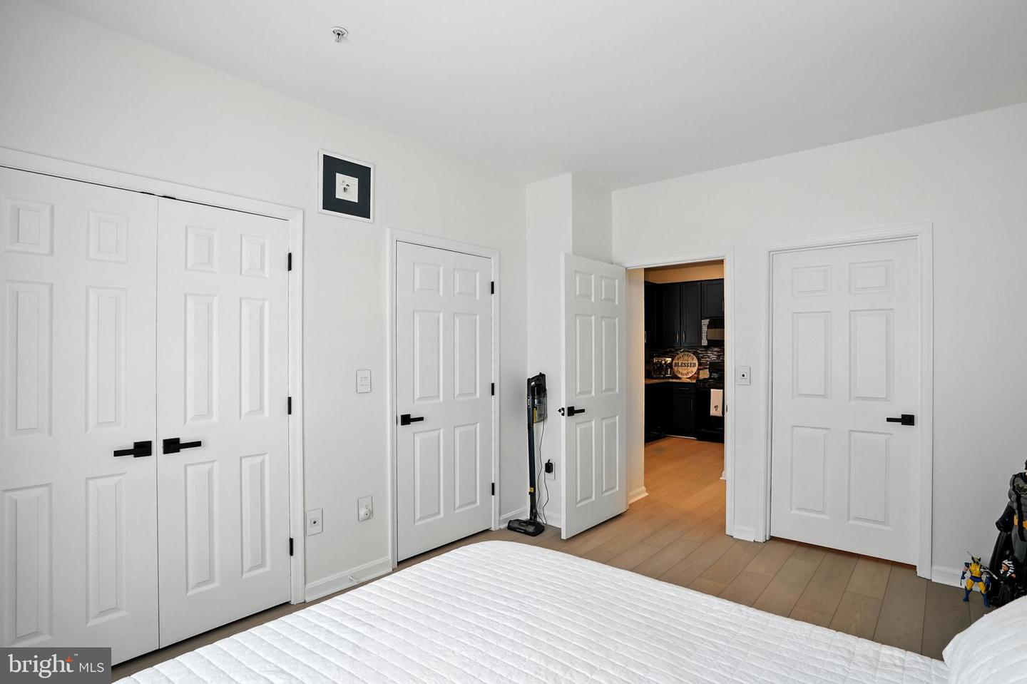 4850 EISENHOWER AVE #302, ALEXANDRIA, Virginia 22304, 2 Bedrooms Bedrooms, ,2 BathroomsBathrooms,Residential,For sale,4850 EISENHOWER AVE #302,VAAX2049076 MLS # VAAX2049076
