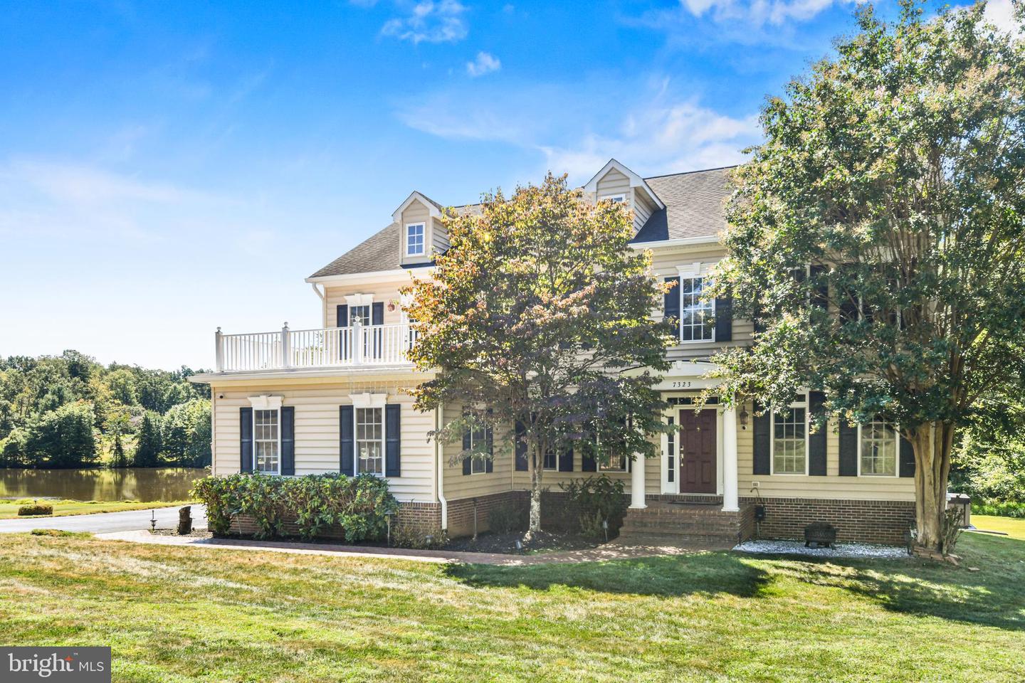 7323 BAYFIELD LN, WARRENTON, Virginia 20187, 4 Bedrooms Bedrooms, ,4 BathroomsBathrooms,Residential,For sale,7323 BAYFIELD LN,VAFQ2018106 MLS # VAFQ2018106