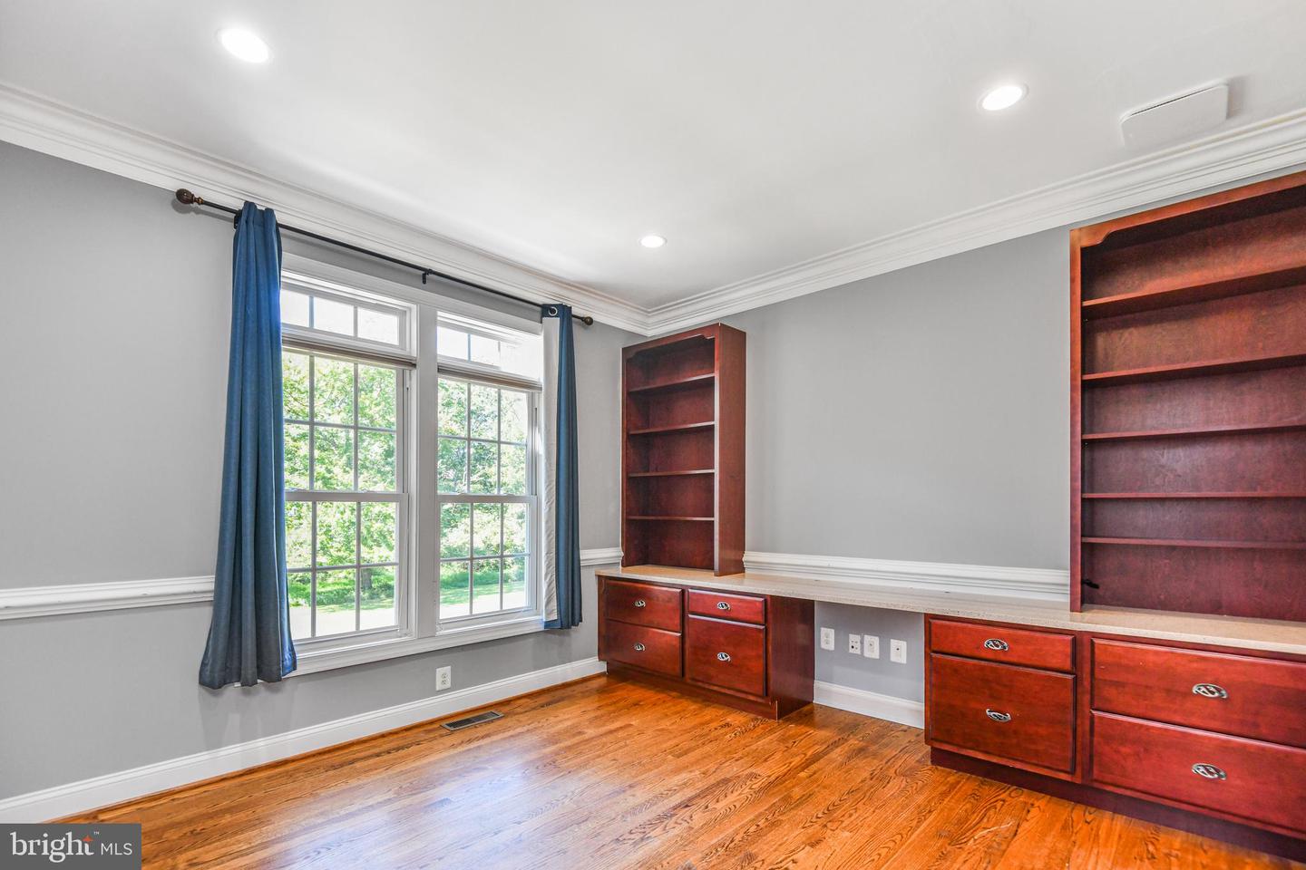 7323 BAYFIELD LN, WARRENTON, Virginia 20187, 4 Bedrooms Bedrooms, ,4 BathroomsBathrooms,Residential,For sale,7323 BAYFIELD LN,VAFQ2018106 MLS # VAFQ2018106