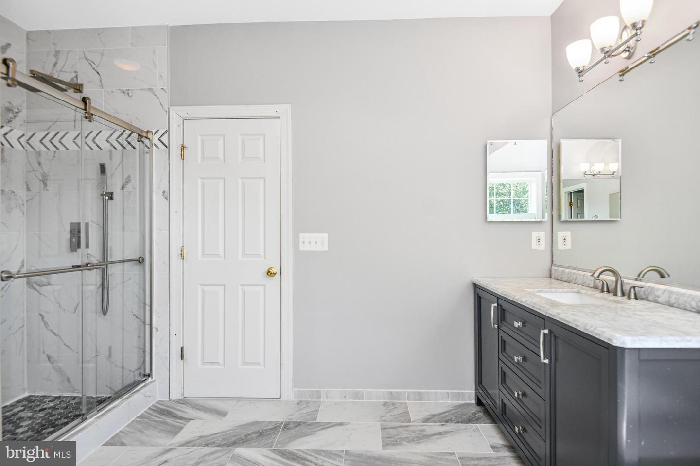 7323 BAYFIELD LN, WARRENTON, Virginia 20187, 4 Bedrooms Bedrooms, ,4 BathroomsBathrooms,Residential,For sale,7323 BAYFIELD LN,VAFQ2018106 MLS # VAFQ2018106