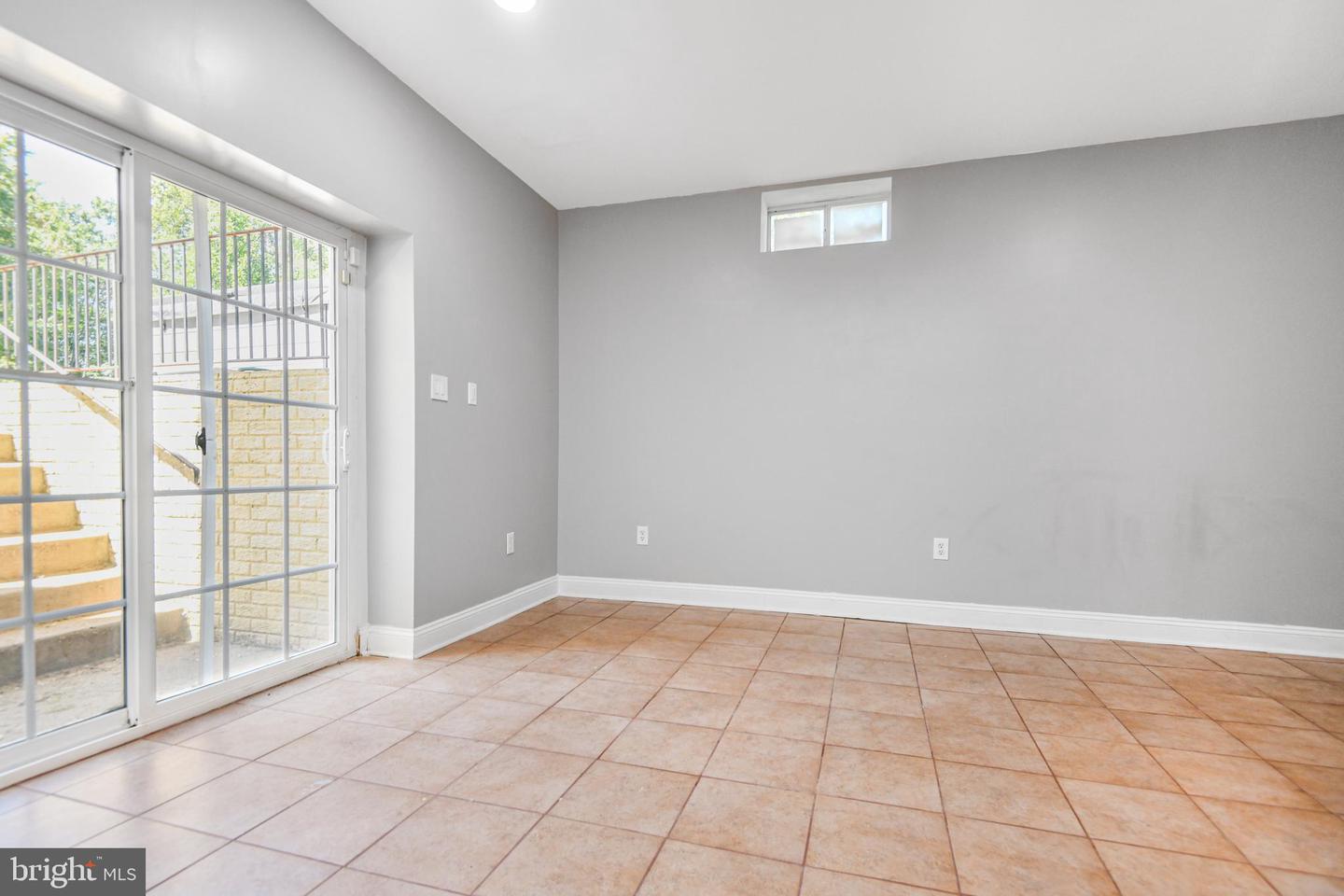 7323 BAYFIELD LN, WARRENTON, Virginia 20187, 4 Bedrooms Bedrooms, ,4 BathroomsBathrooms,Residential,For sale,7323 BAYFIELD LN,VAFQ2018106 MLS # VAFQ2018106