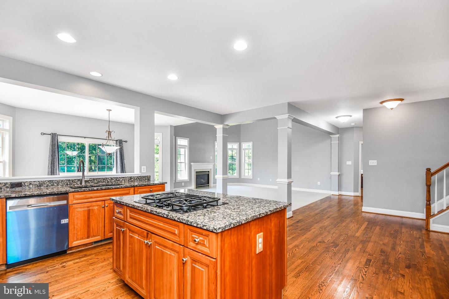 7323 BAYFIELD LN, WARRENTON, Virginia 20187, 4 Bedrooms Bedrooms, ,4 BathroomsBathrooms,Residential,For sale,7323 BAYFIELD LN,VAFQ2018106 MLS # VAFQ2018106