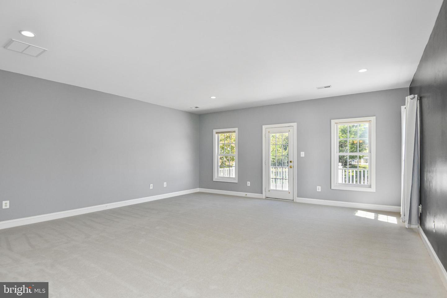 7323 BAYFIELD LN, WARRENTON, Virginia 20187, 4 Bedrooms Bedrooms, ,4 BathroomsBathrooms,Residential,For sale,7323 BAYFIELD LN,VAFQ2018106 MLS # VAFQ2018106
