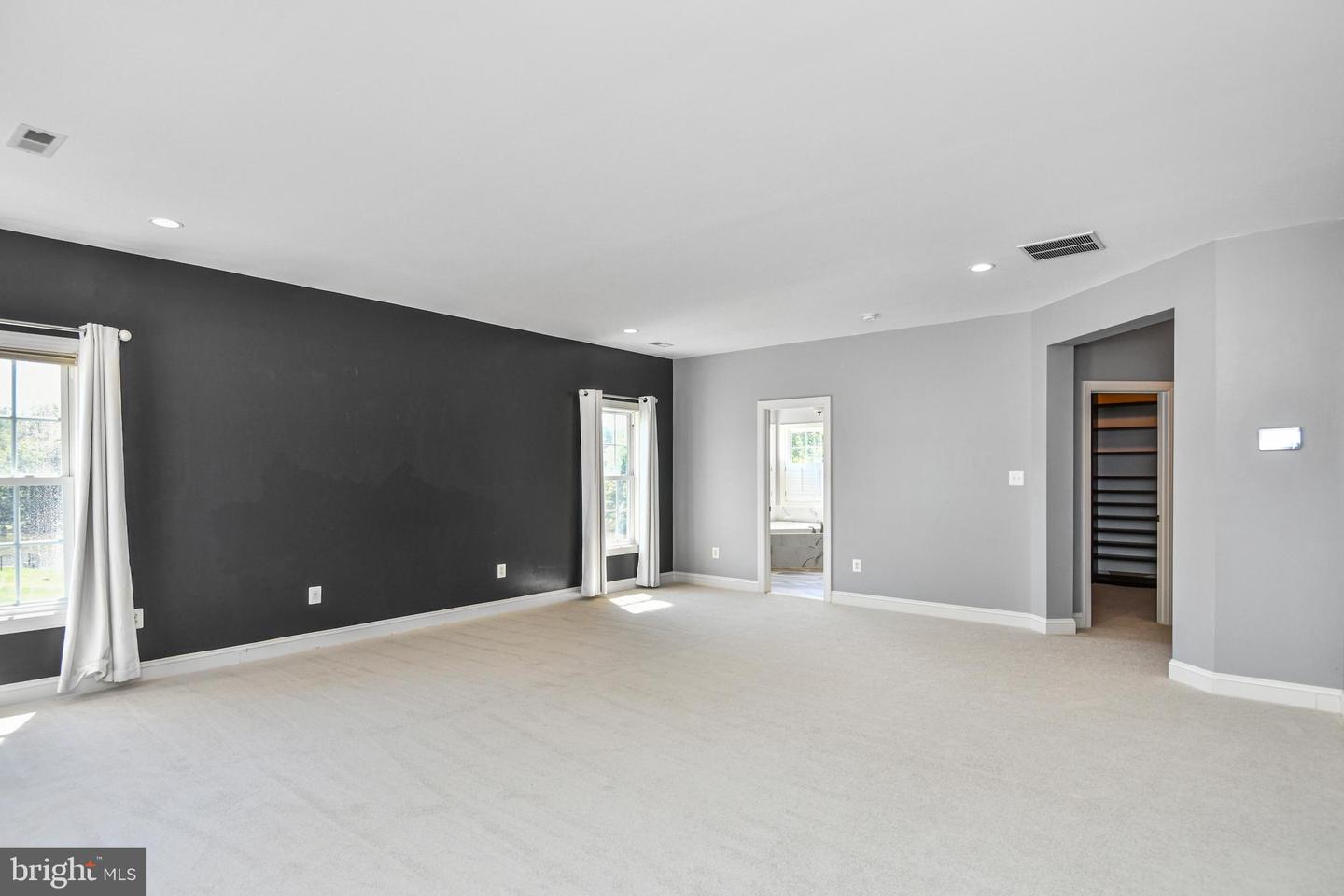 7323 BAYFIELD LN, WARRENTON, Virginia 20187, 4 Bedrooms Bedrooms, ,4 BathroomsBathrooms,Residential,For sale,7323 BAYFIELD LN,VAFQ2018106 MLS # VAFQ2018106