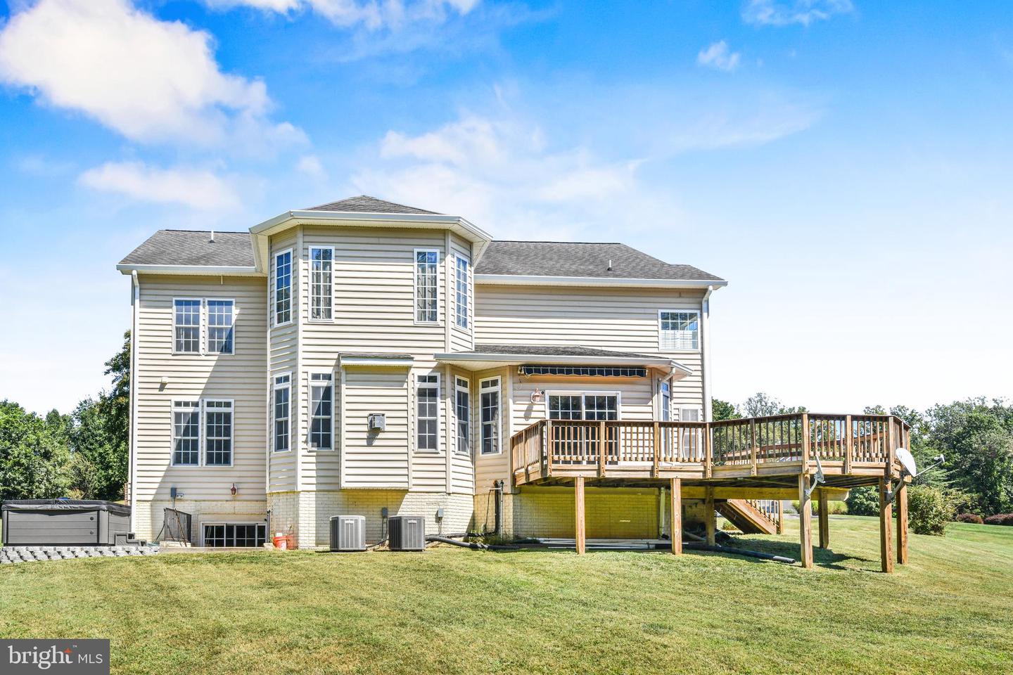 7323 BAYFIELD LN, WARRENTON, Virginia 20187, 4 Bedrooms Bedrooms, ,4 BathroomsBathrooms,Residential,For sale,7323 BAYFIELD LN,VAFQ2018106 MLS # VAFQ2018106