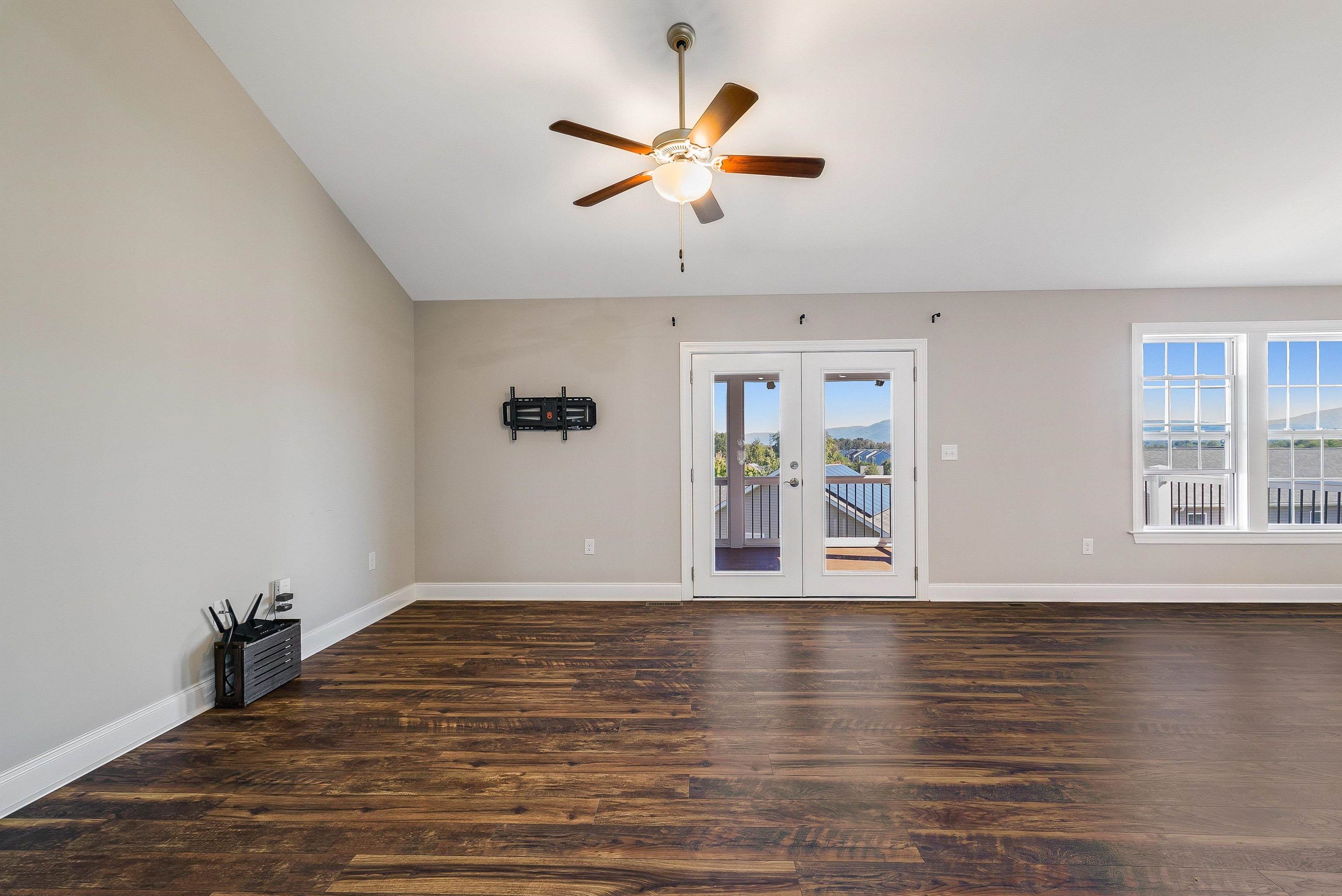 229 OVERVIEW ST, WAYNESBORO, Virginia 22980, 4 Bedrooms Bedrooms, ,3 BathroomsBathrooms,Residential,229 OVERVIEW ST,669770 MLS # 669770