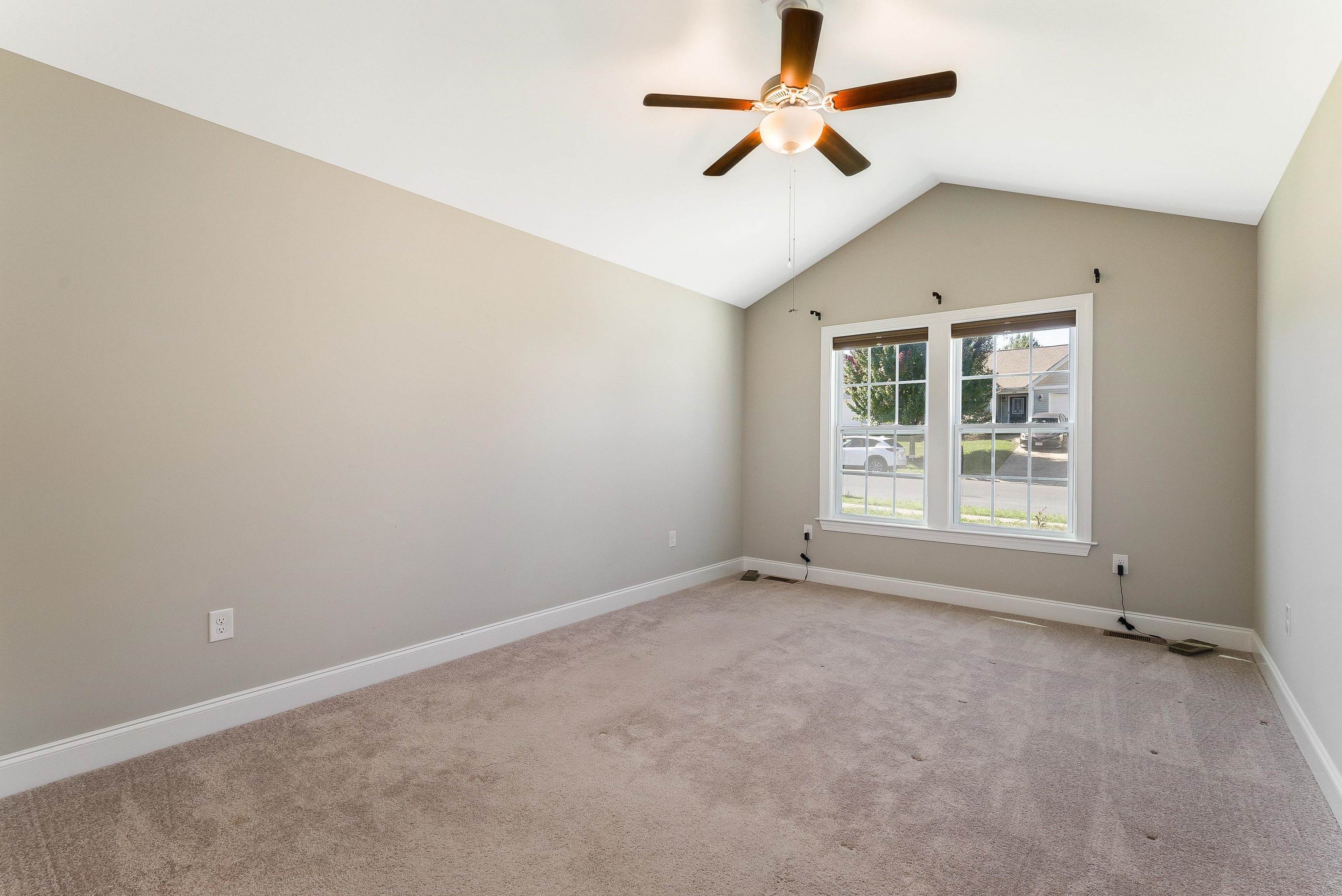 229 OVERVIEW ST, WAYNESBORO, Virginia 22980, 4 Bedrooms Bedrooms, ,3 BathroomsBathrooms,Residential,229 OVERVIEW ST,669770 MLS # 669770