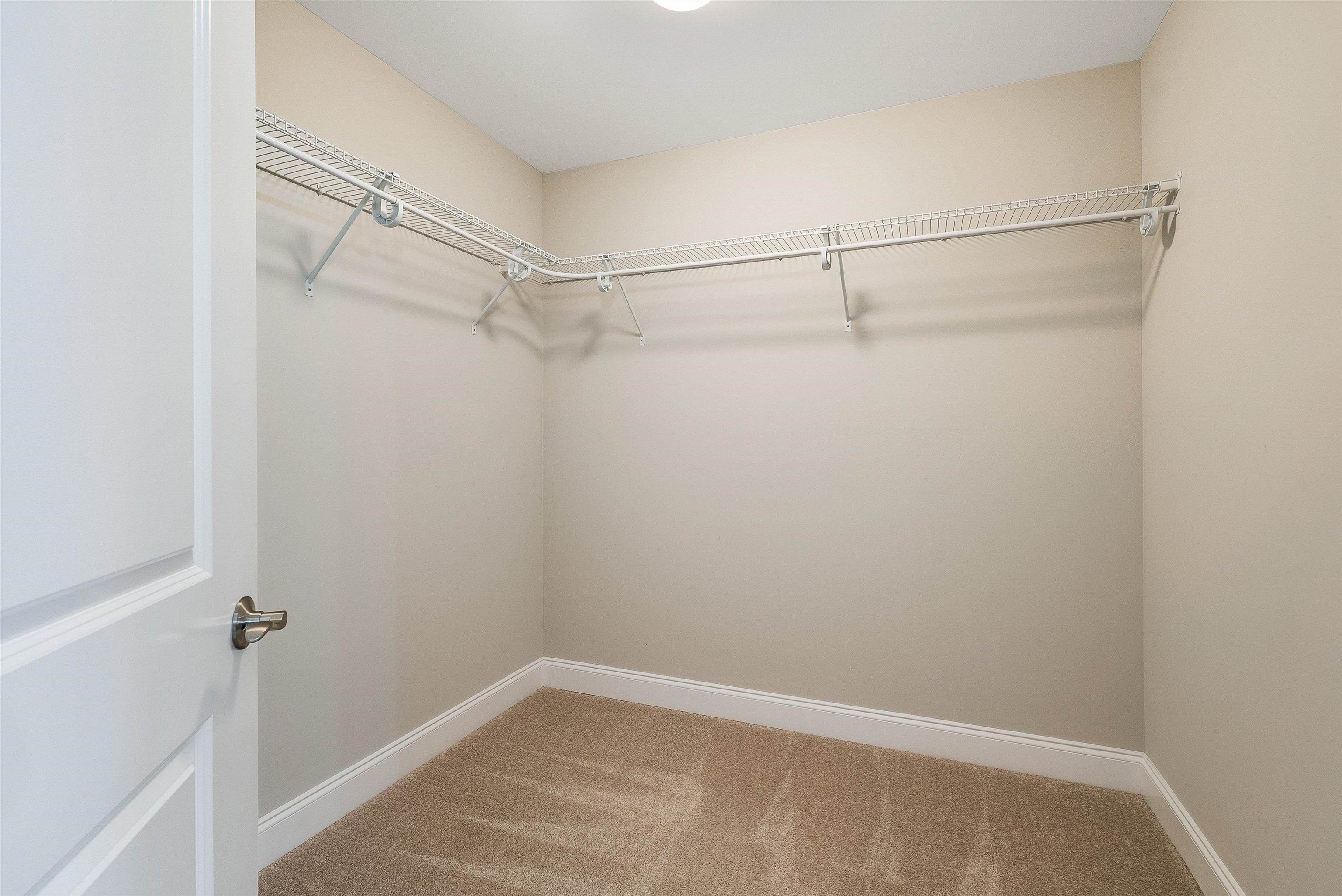 229 OVERVIEW ST, WAYNESBORO, Virginia 22980, 4 Bedrooms Bedrooms, ,3 BathroomsBathrooms,Residential,229 OVERVIEW ST,669770 MLS # 669770