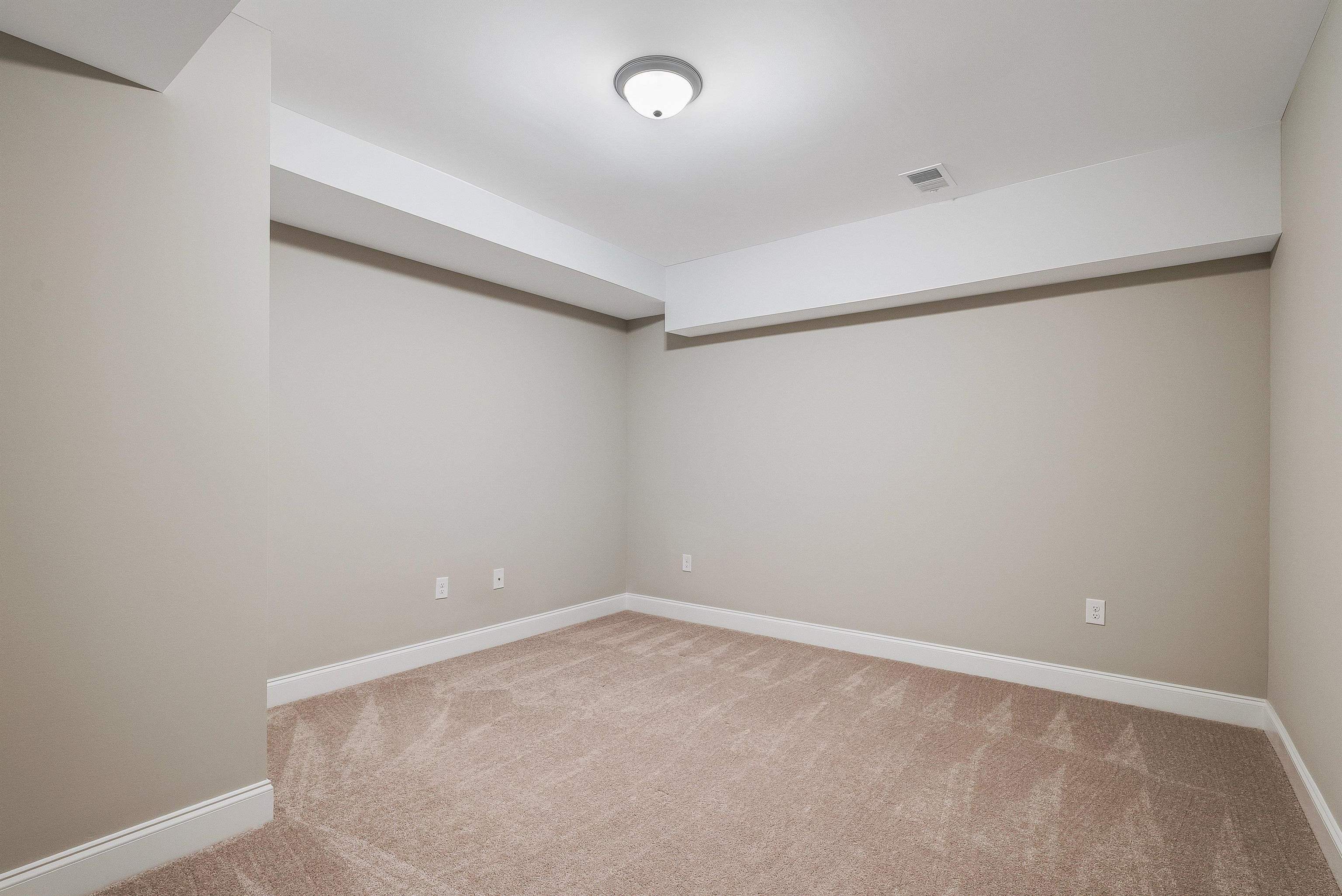229 OVERVIEW ST, WAYNESBORO, Virginia 22980, 4 Bedrooms Bedrooms, ,3 BathroomsBathrooms,Residential,229 OVERVIEW ST,669770 MLS # 669770
