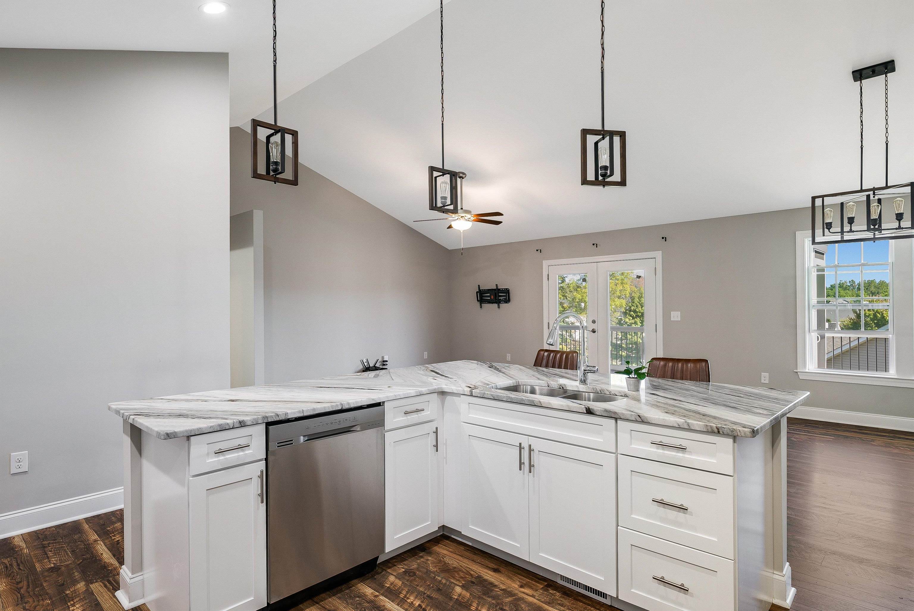 229 OVERVIEW ST, WAYNESBORO, Virginia 22980, 4 Bedrooms Bedrooms, ,3 BathroomsBathrooms,Residential,229 OVERVIEW ST,669770 MLS # 669770