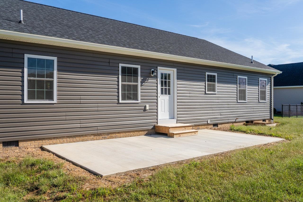 809 6TH ST, GROTTOES, Virginia 24441, 3 Bedrooms Bedrooms, ,2 BathroomsBathrooms,Residential,809 6TH ST,669774 MLS # 669774