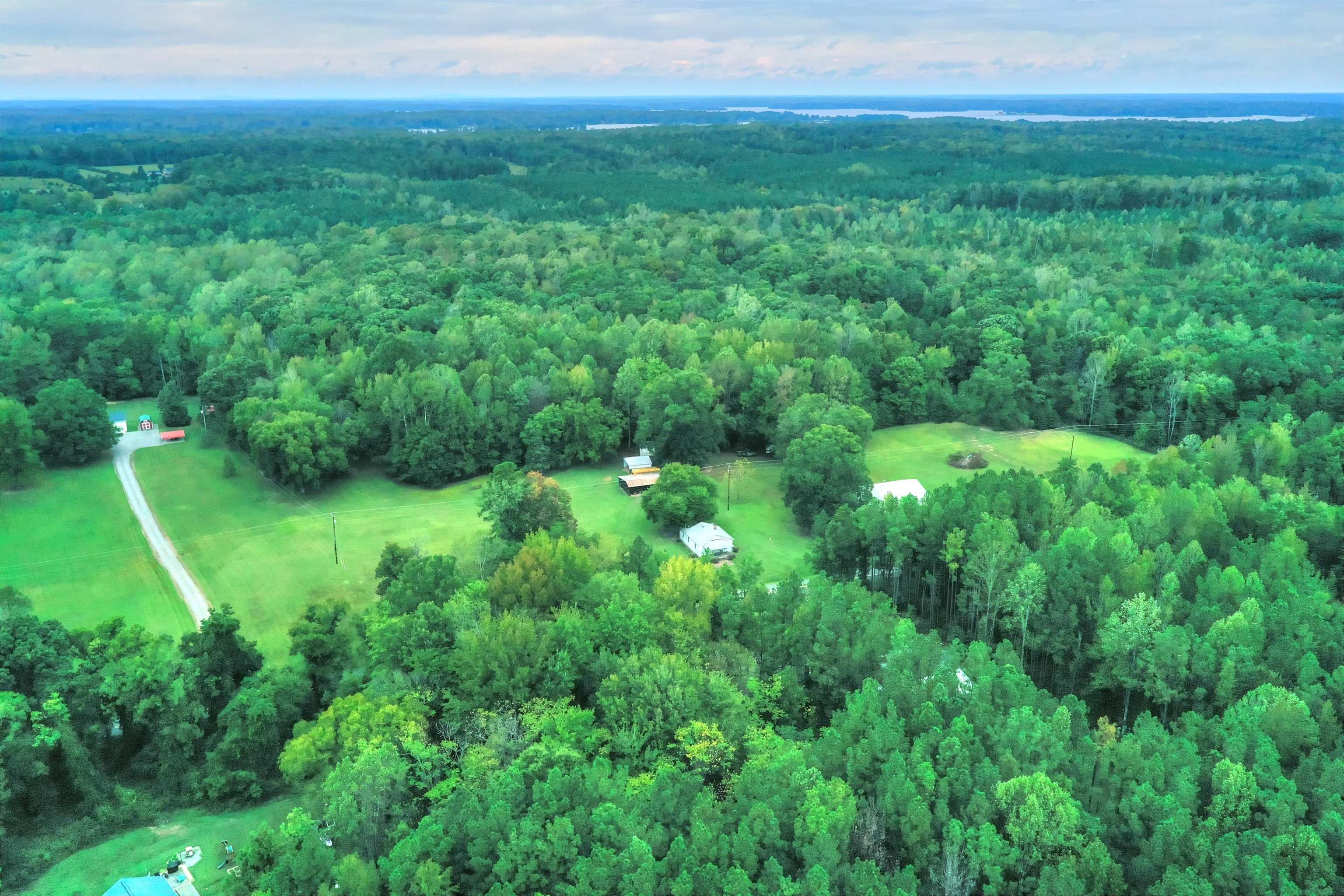 2635 BUMPASS RD, BEAVERDAM, Virginia 23015, 3 Bedrooms Bedrooms, ,2 BathroomsBathrooms,Residential,2635 BUMPASS RD,669781 MLS # 669781