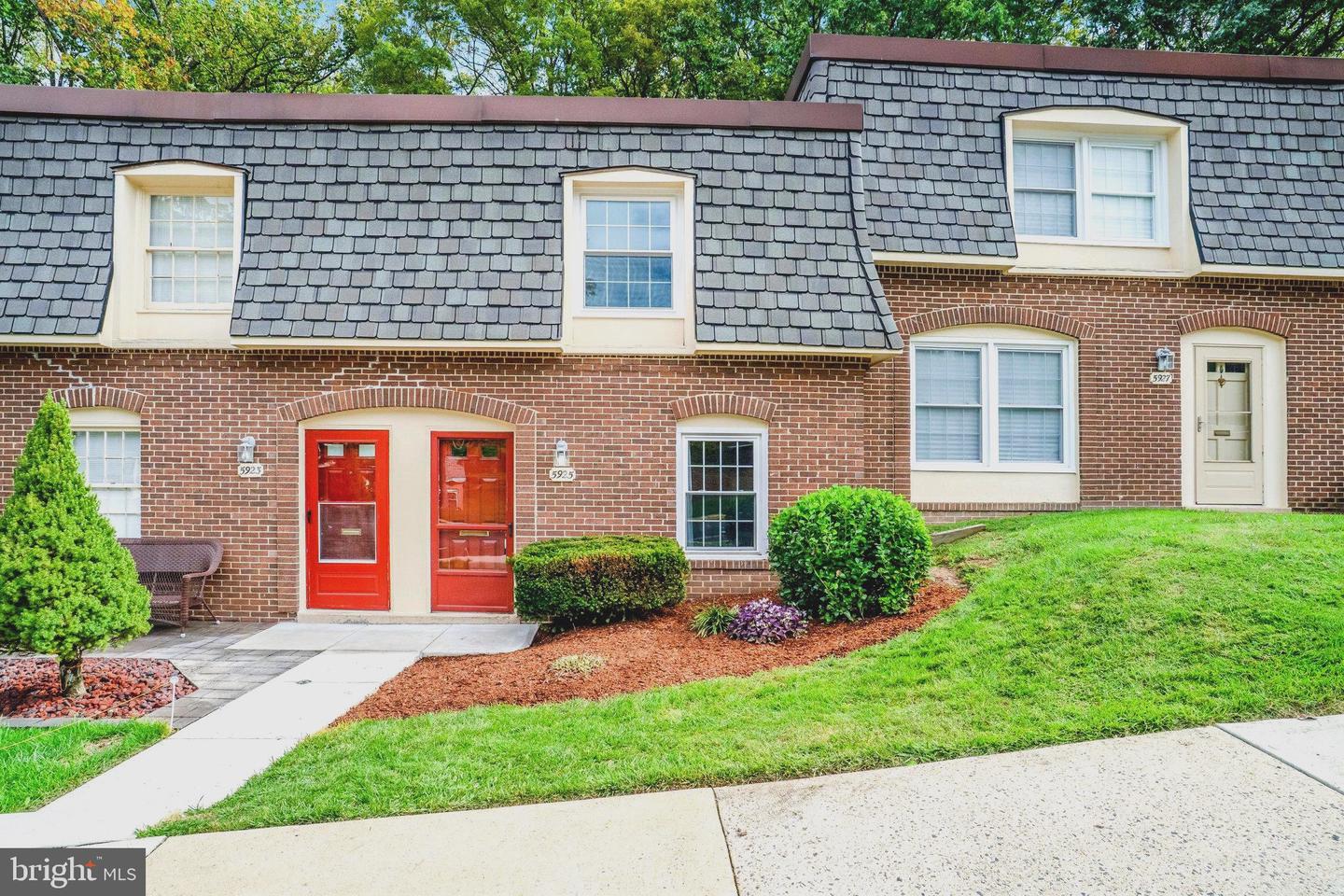 5925 MINUTEMEN RD #248, SPRINGFIELD, Virginia 22152, 2 Bedrooms Bedrooms, ,1 BathroomBathrooms,Residential,For sale,5925 MINUTEMEN RD #248,VAFX2266082 MLS # VAFX2266082