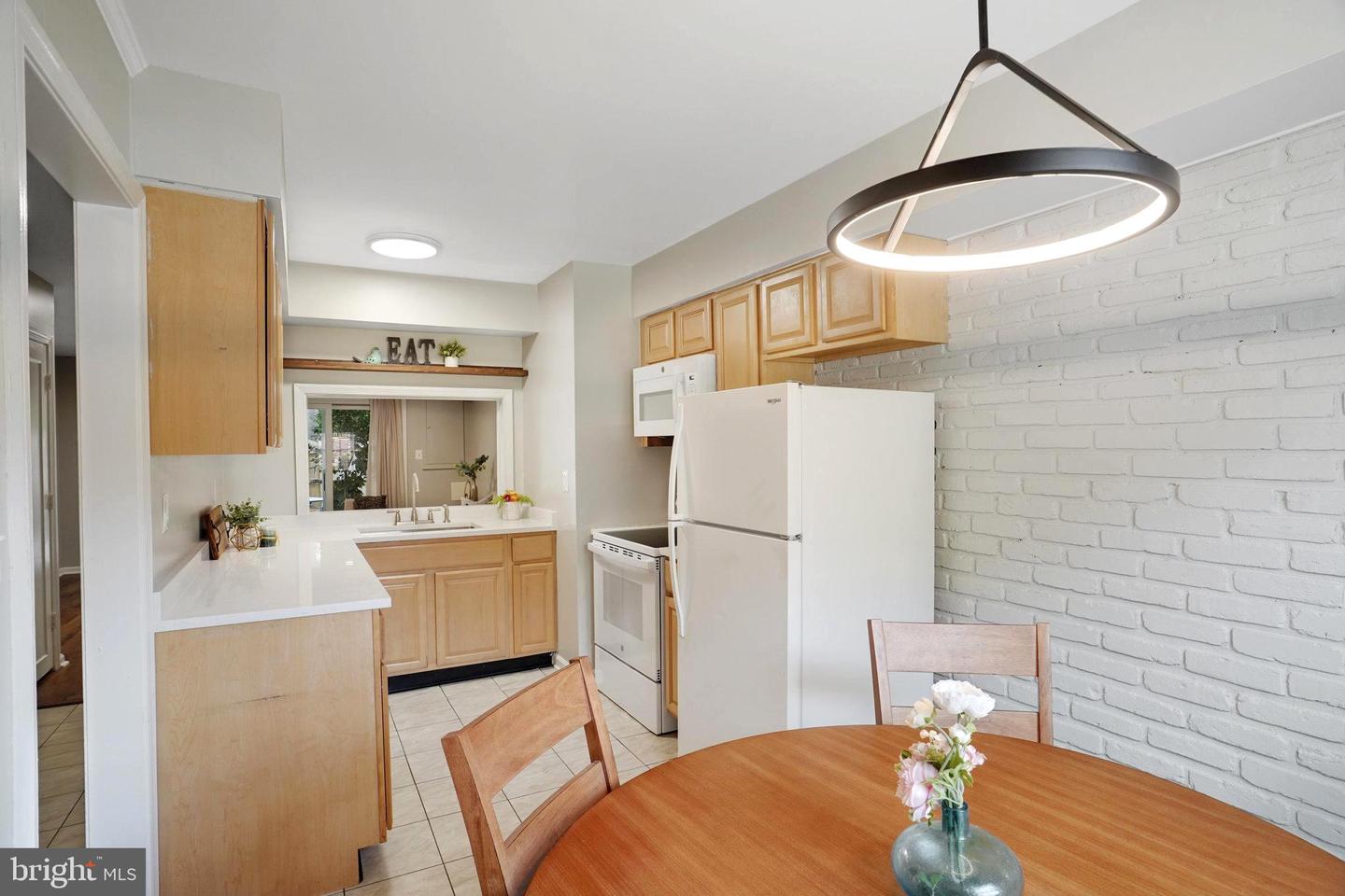 5925 MINUTEMEN RD #248, SPRINGFIELD, Virginia 22152, 2 Bedrooms Bedrooms, ,1 BathroomBathrooms,Residential,For sale,5925 MINUTEMEN RD #248,VAFX2266082 MLS # VAFX2266082