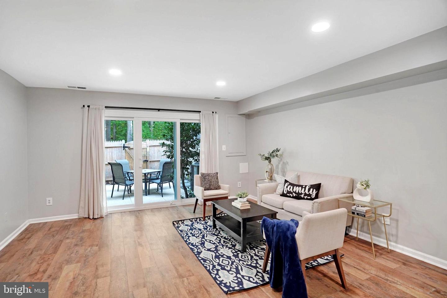 5925 MINUTEMEN RD #248, SPRINGFIELD, Virginia 22152, 2 Bedrooms Bedrooms, ,1 BathroomBathrooms,Residential,For sale,5925 MINUTEMEN RD #248,VAFX2266082 MLS # VAFX2266082