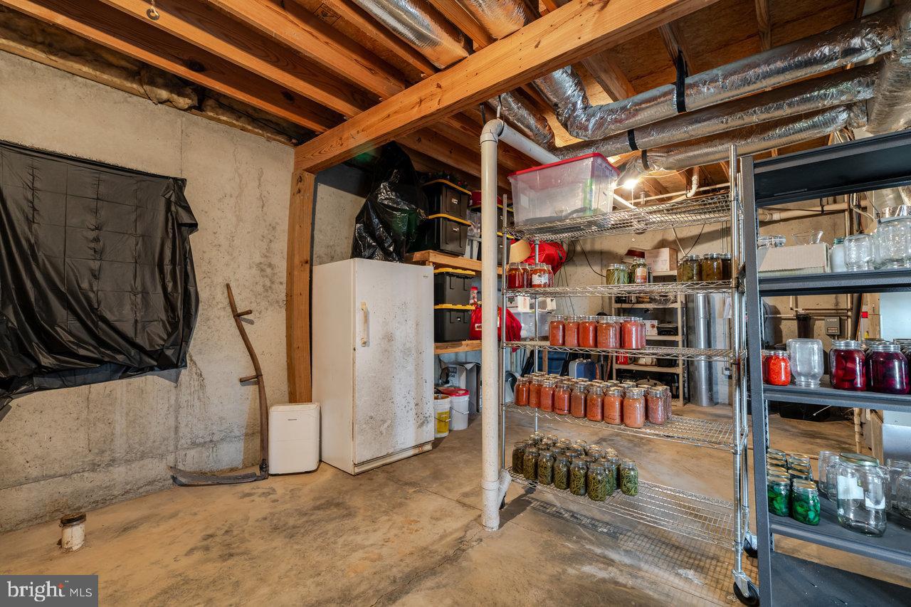 12012 HOLLAR SCHOOL RD, LINVILLE, Virginia 22834, 3 Bedrooms Bedrooms, ,2 BathroomsBathrooms,Residential,For sale,12012 HOLLAR SCHOOL RD,VARO2002570 MLS # VARO2002570