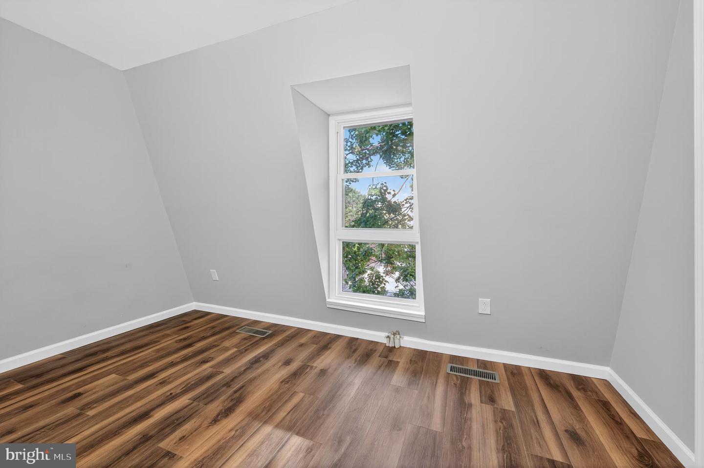 1206 11TH ST NW, WASHINGTON, District Of Columbia 20001, 4 Bedrooms Bedrooms, ,2 BathroomsBathrooms,Residential,For sale,1206 11TH ST NW,DCDC2221584 MLS # DCDC2221584