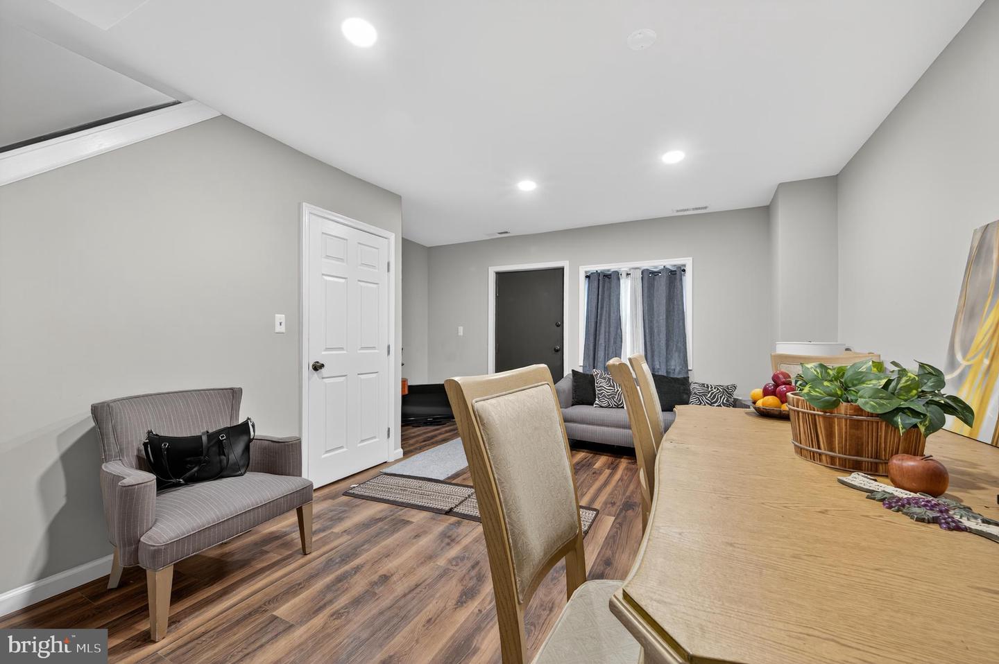 1206 11TH ST NW, WASHINGTON, District Of Columbia 20001, 4 Bedrooms Bedrooms, ,2 BathroomsBathrooms,Residential,For sale,1206 11TH ST NW,DCDC2221584 MLS # DCDC2221584