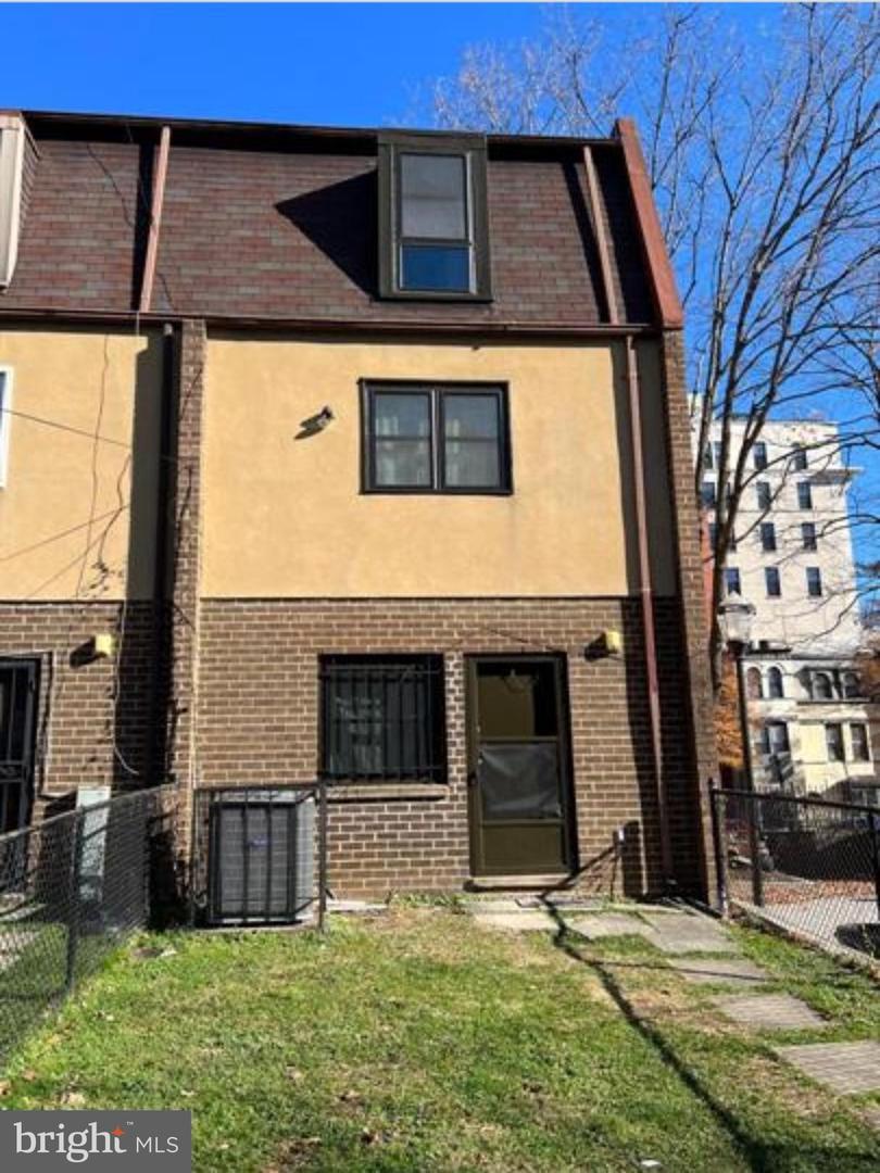 1206 11TH ST NW, WASHINGTON, District Of Columbia 20001, 4 Bedrooms Bedrooms, ,2 BathroomsBathrooms,Residential,For sale,1206 11TH ST NW,DCDC2221584 MLS # DCDC2221584