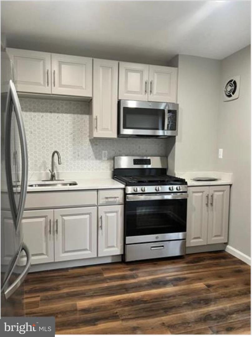 1206 11TH ST NW, WASHINGTON, District Of Columbia 20001, 4 Bedrooms Bedrooms, ,2 BathroomsBathrooms,Residential,For sale,1206 11TH ST NW,DCDC2221584 MLS # DCDC2221584