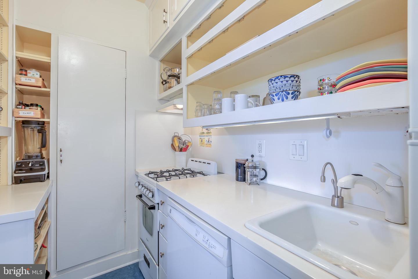 3900 CATHEDRAL AVE NW #605A, WASHINGTON, District Of Columbia 20016, 1 Bedroom Bedrooms, ,1 BathroomBathrooms,Residential,For sale,3900 CATHEDRAL AVE NW #605A,DCDC2223144 MLS # DCDC2223144