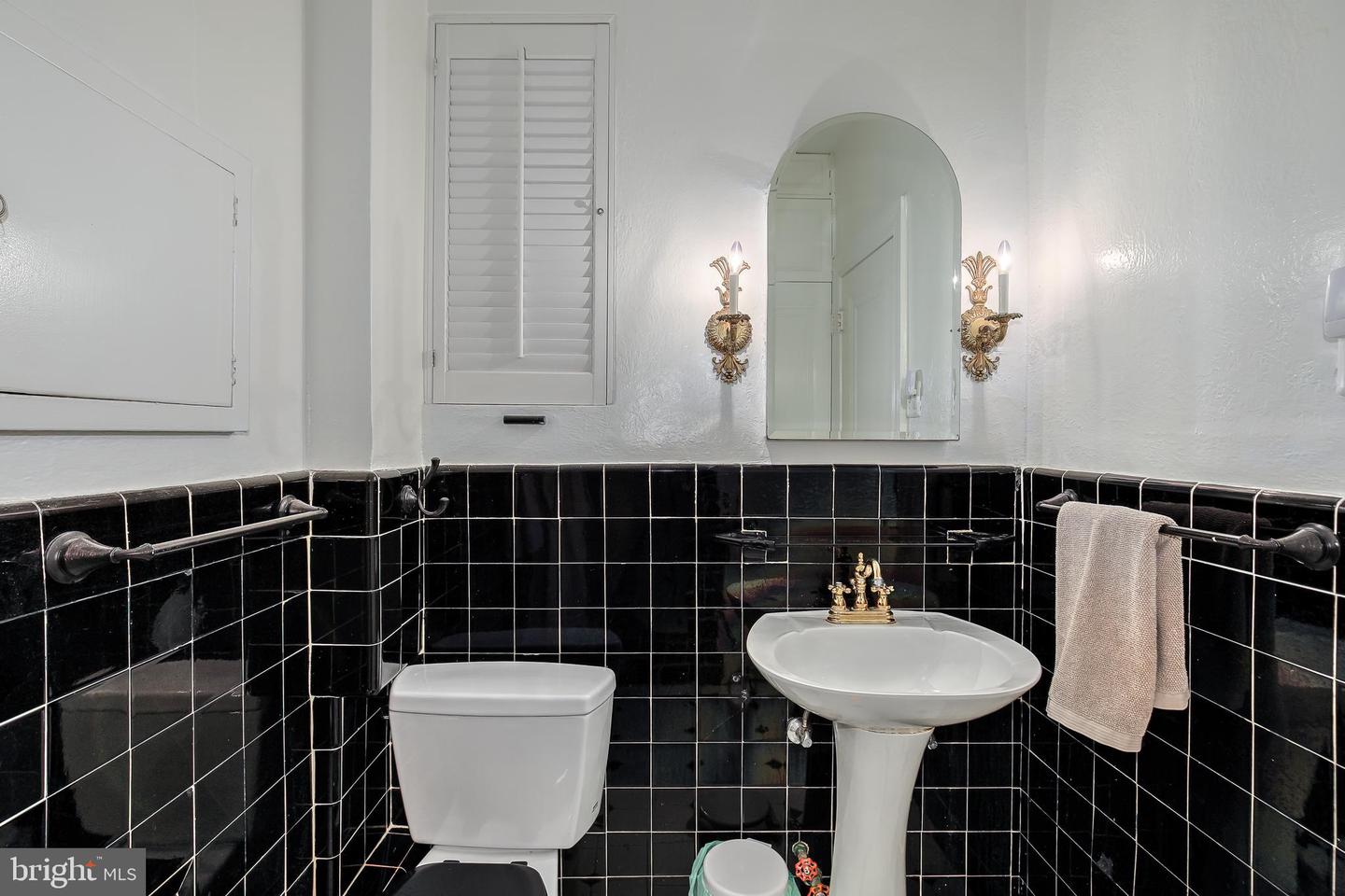3900 CATHEDRAL AVE NW #605A, WASHINGTON, District Of Columbia 20016, 1 Bedroom Bedrooms, ,1 BathroomBathrooms,Residential,For sale,3900 CATHEDRAL AVE NW #605A,DCDC2223144 MLS # DCDC2223144