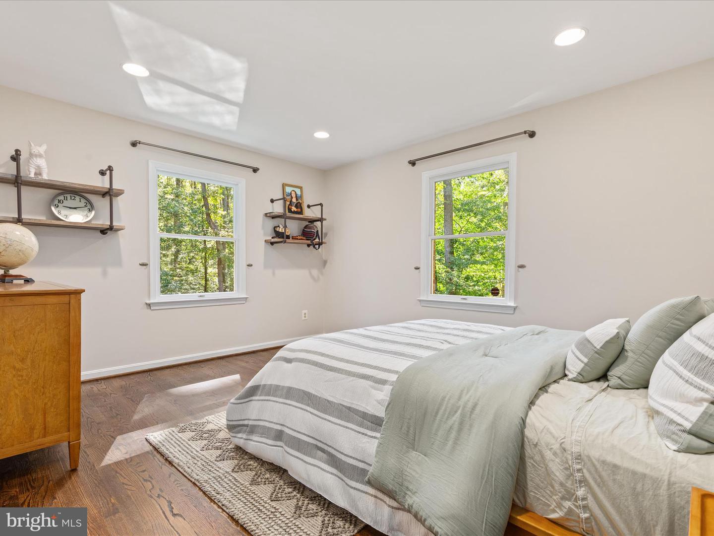 11119 COROBON LN, GREAT FALLS, Virginia 22066, 5 Bedrooms Bedrooms, ,3 BathroomsBathrooms,Residential,For sale,11119 COROBON LN,VAFX2268984 MLS # VAFX2268984