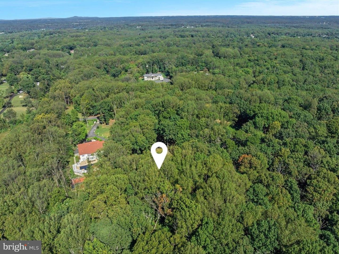 11119 COROBON LN, GREAT FALLS, Virginia 22066, 5 Bedrooms Bedrooms, ,3 BathroomsBathrooms,Residential,For sale,11119 COROBON LN,VAFX2268984 MLS # VAFX2268984