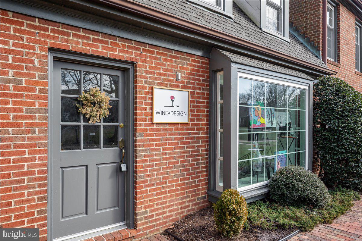 11119 COROBON LN, GREAT FALLS, Virginia 22066, 5 Bedrooms Bedrooms, ,3 BathroomsBathrooms,Residential,For sale,11119 COROBON LN,VAFX2268984 MLS # VAFX2268984