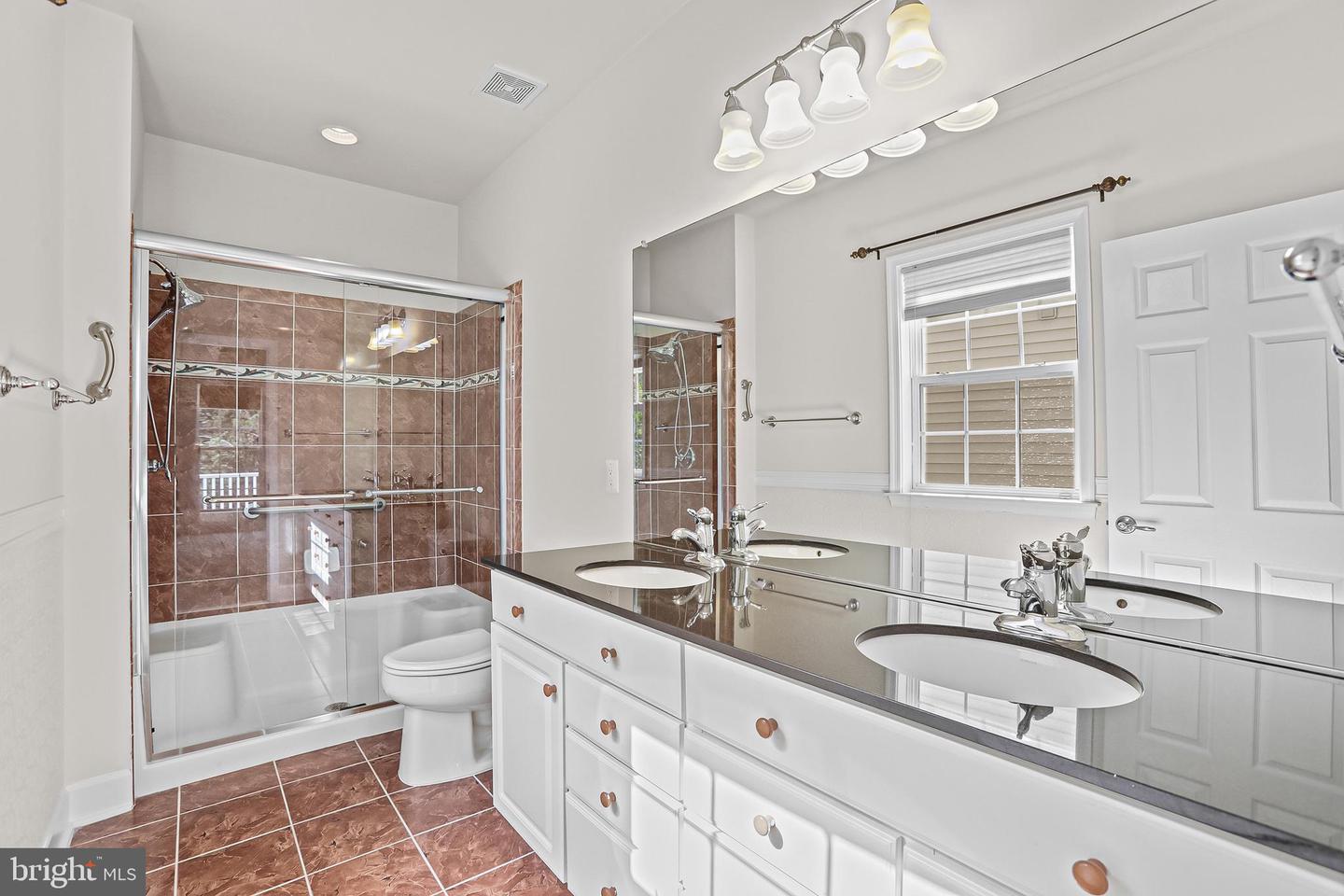 91 DENISON ST, FREDERICKSBURG, Virginia 22406, 3 Bedrooms Bedrooms, ,3 BathroomsBathrooms,Residential,For sale,91 DENISON ST,VAST2042892 MLS # VAST2042892
