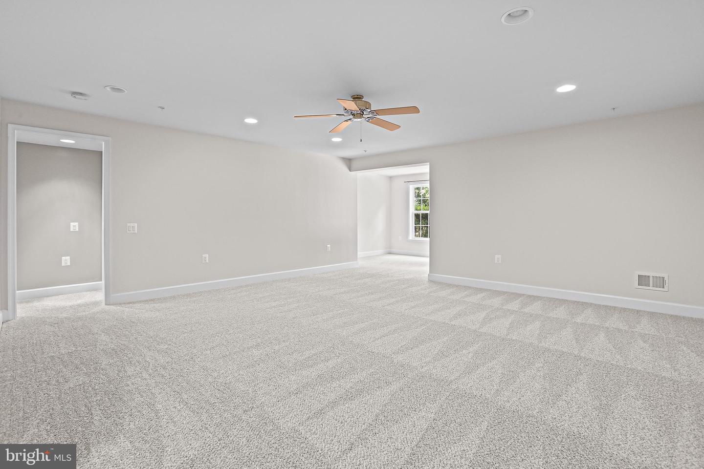 91 DENISON ST, FREDERICKSBURG, Virginia 22406, 3 Bedrooms Bedrooms, ,3 BathroomsBathrooms,Residential,For sale,91 DENISON ST,VAST2042892 MLS # VAST2042892