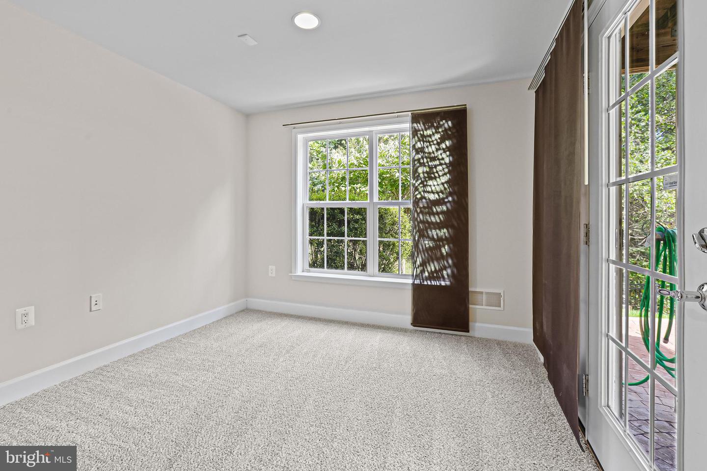 91 DENISON ST, FREDERICKSBURG, Virginia 22406, 3 Bedrooms Bedrooms, ,3 BathroomsBathrooms,Residential,For sale,91 DENISON ST,VAST2042892 MLS # VAST2042892