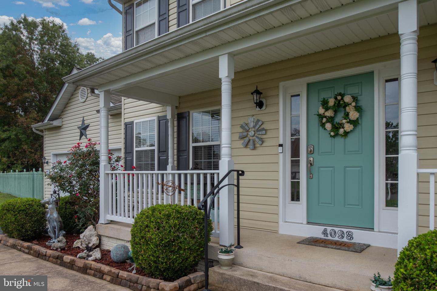 4098 FERN CT, KING GEORGE, Virginia 22485, 4 Bedrooms Bedrooms, 10 Rooms Rooms,3 BathroomsBathrooms,Residential,For sale,4098 FERN CT,VAKG2007076 MLS # VAKG2007076