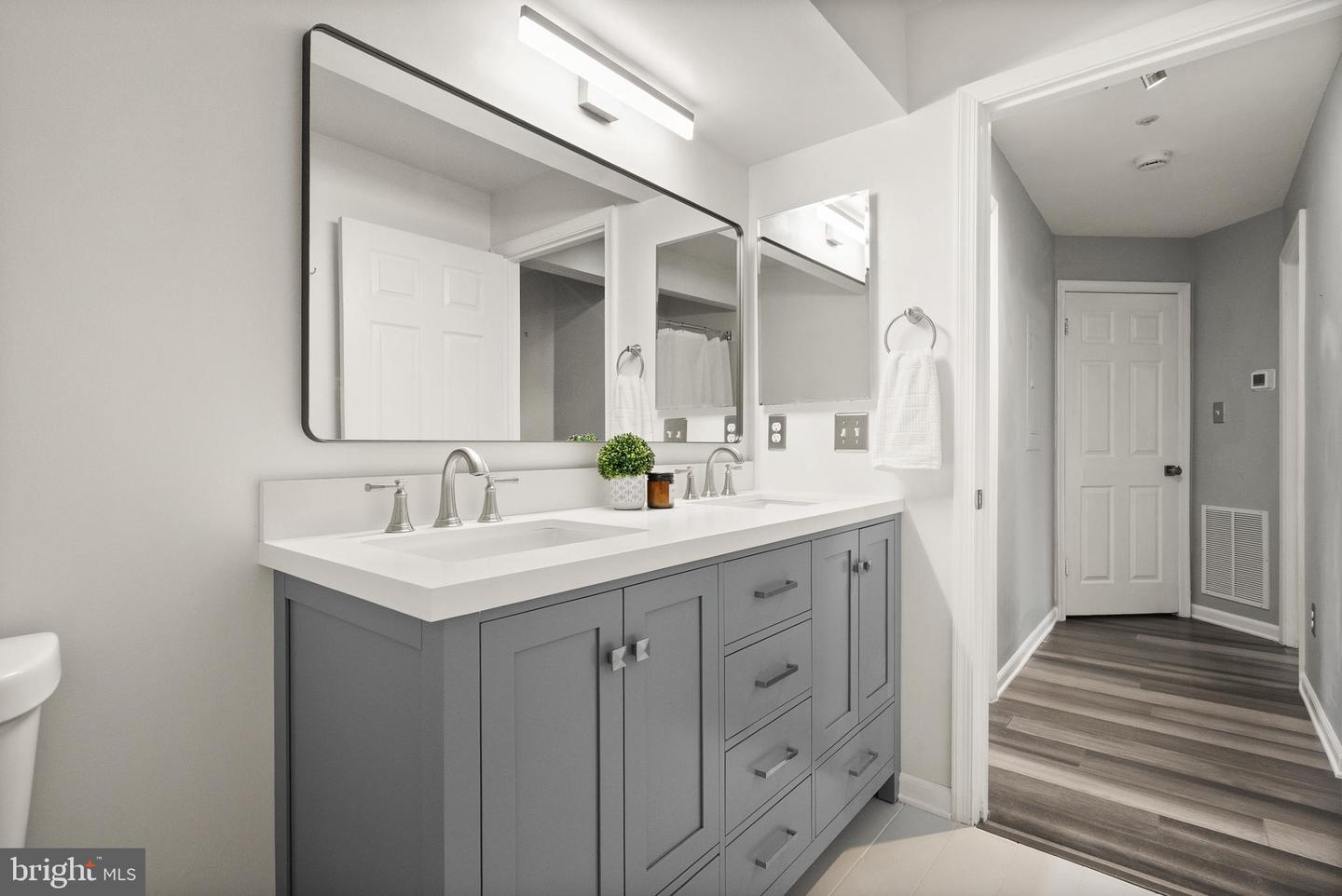 7001 BIRKENHEAD PL #C, ALEXANDRIA, Virginia 22315, 2 Bedrooms Bedrooms, ,2 BathroomsBathrooms,Residential,For sale,7001 BIRKENHEAD PL #C,VAFX2269618 MLS # VAFX2269618