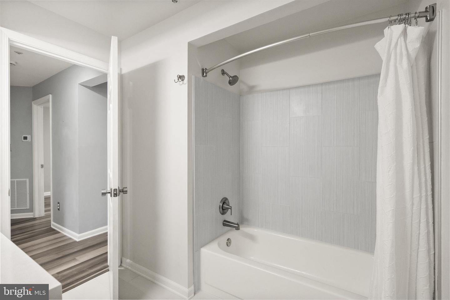 7001 BIRKENHEAD PL #C, ALEXANDRIA, Virginia 22315, 2 Bedrooms Bedrooms, ,2 BathroomsBathrooms,Residential,For sale,7001 BIRKENHEAD PL #C,VAFX2269618 MLS # VAFX2269618